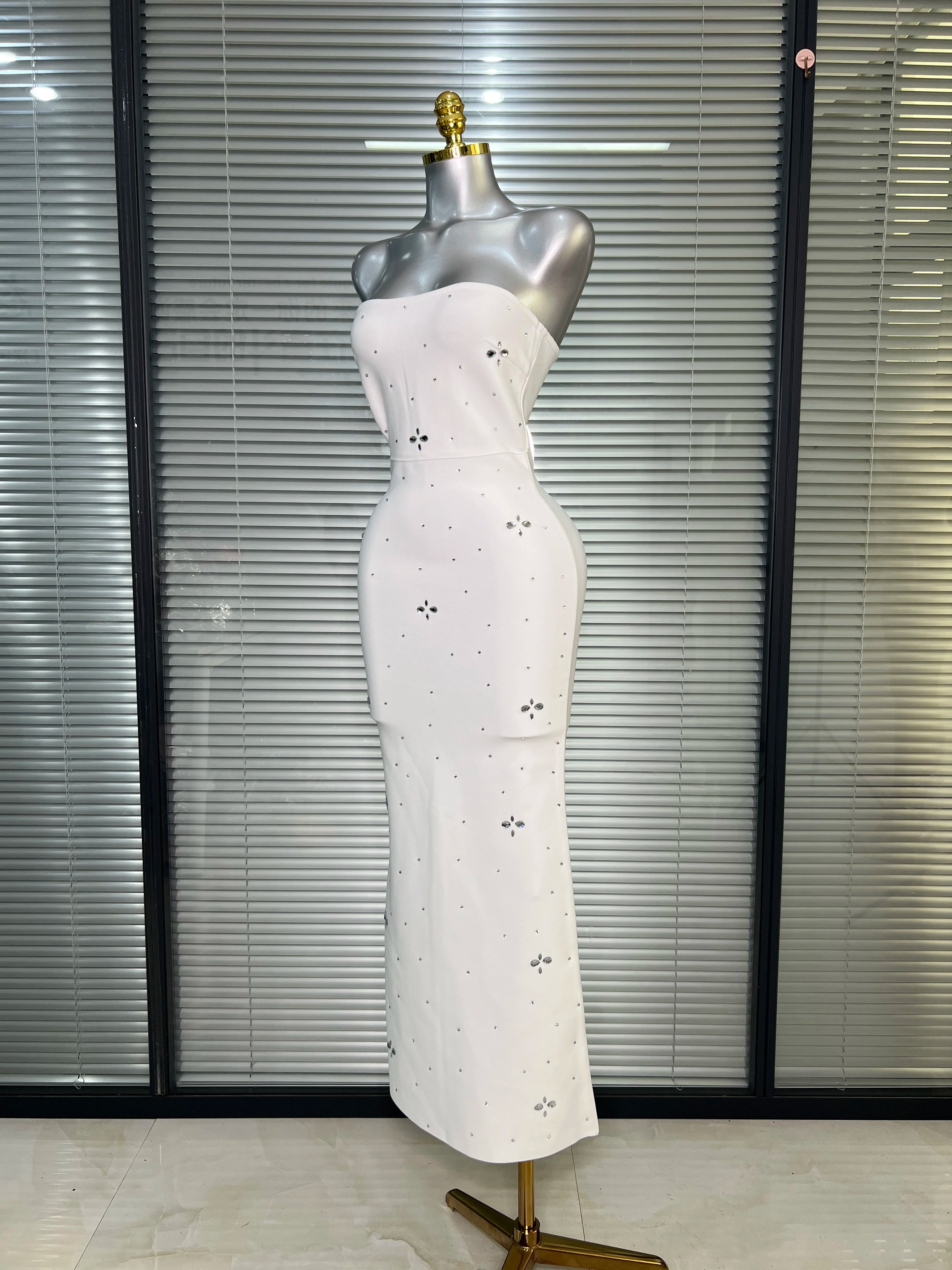Summer New 2025 Women Strapless White Long Bodycon Bandage Dress Knitted Crystal Elegant Evening Party Dress Vestido
