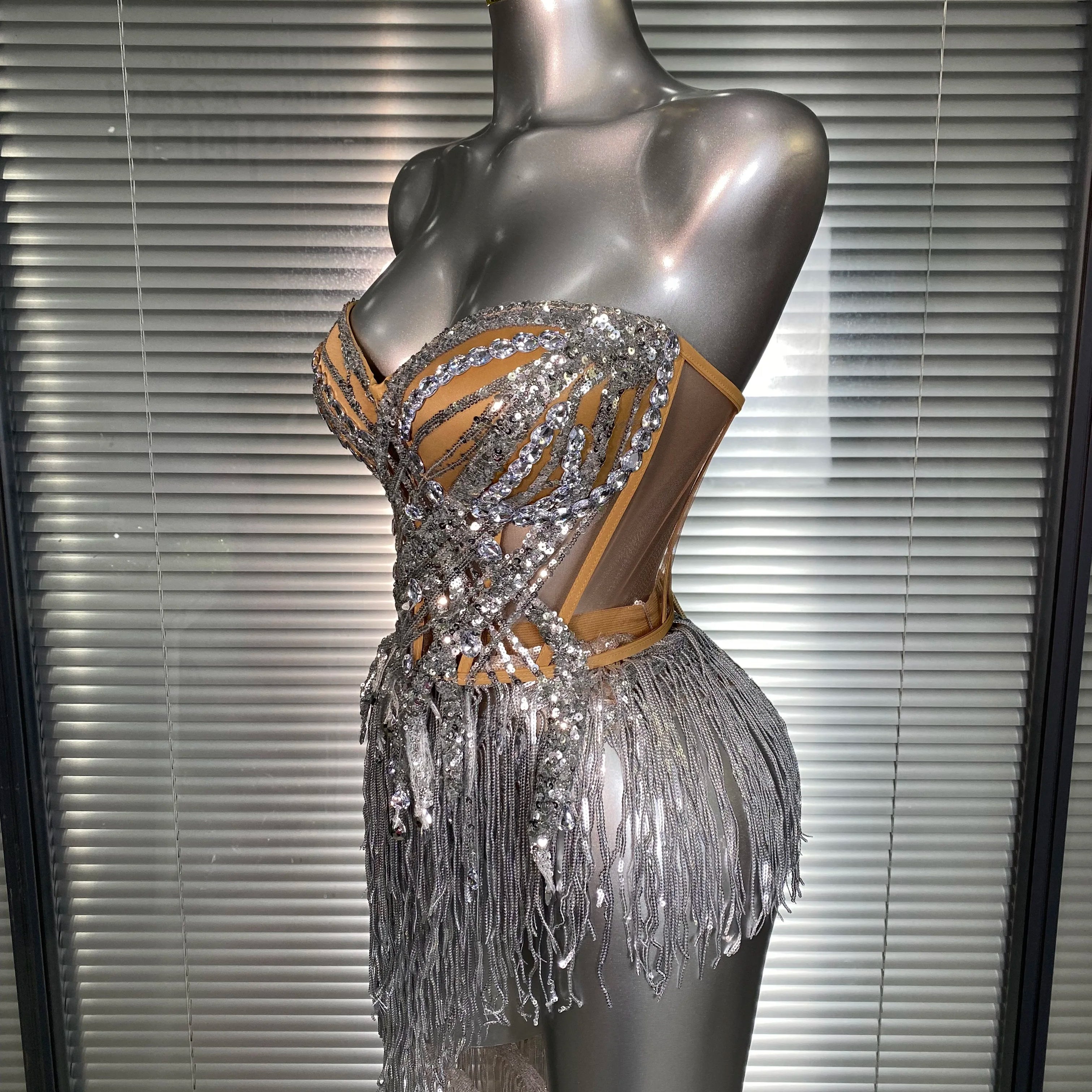Women Sexy Two Pieces Set Women Silver Tassel Crystal Diamond Night Club Sparkly Skirt Suits Singer Dancer Stage Costume