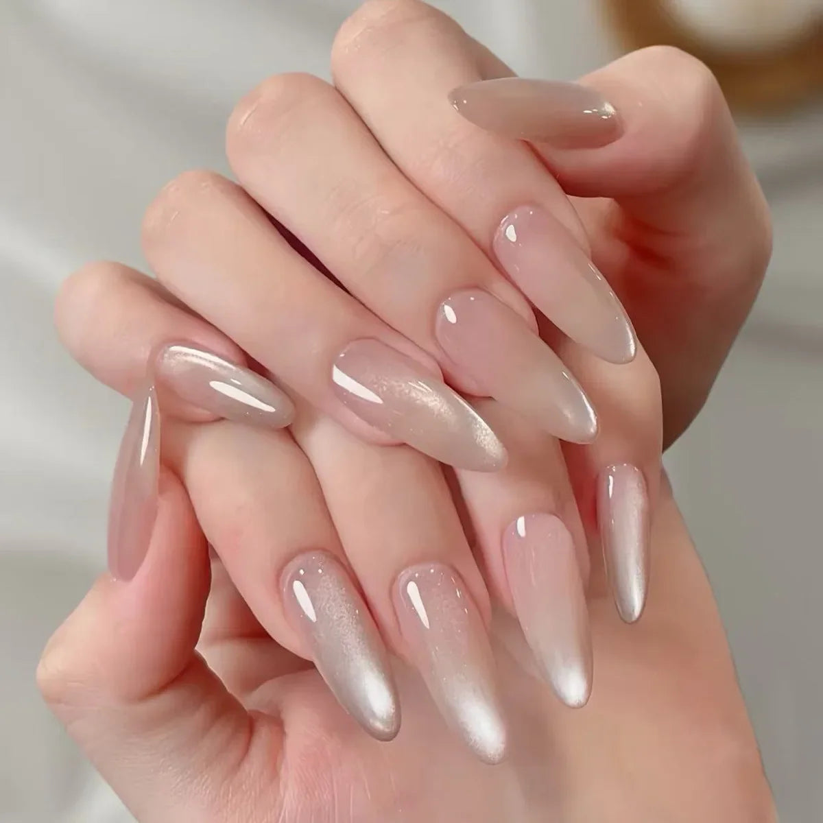 24Pcs Mid-length Almond Fake Nail with White Gradient Design Press on False Nails Round Head Wearable Full Cover Nails Tips Art