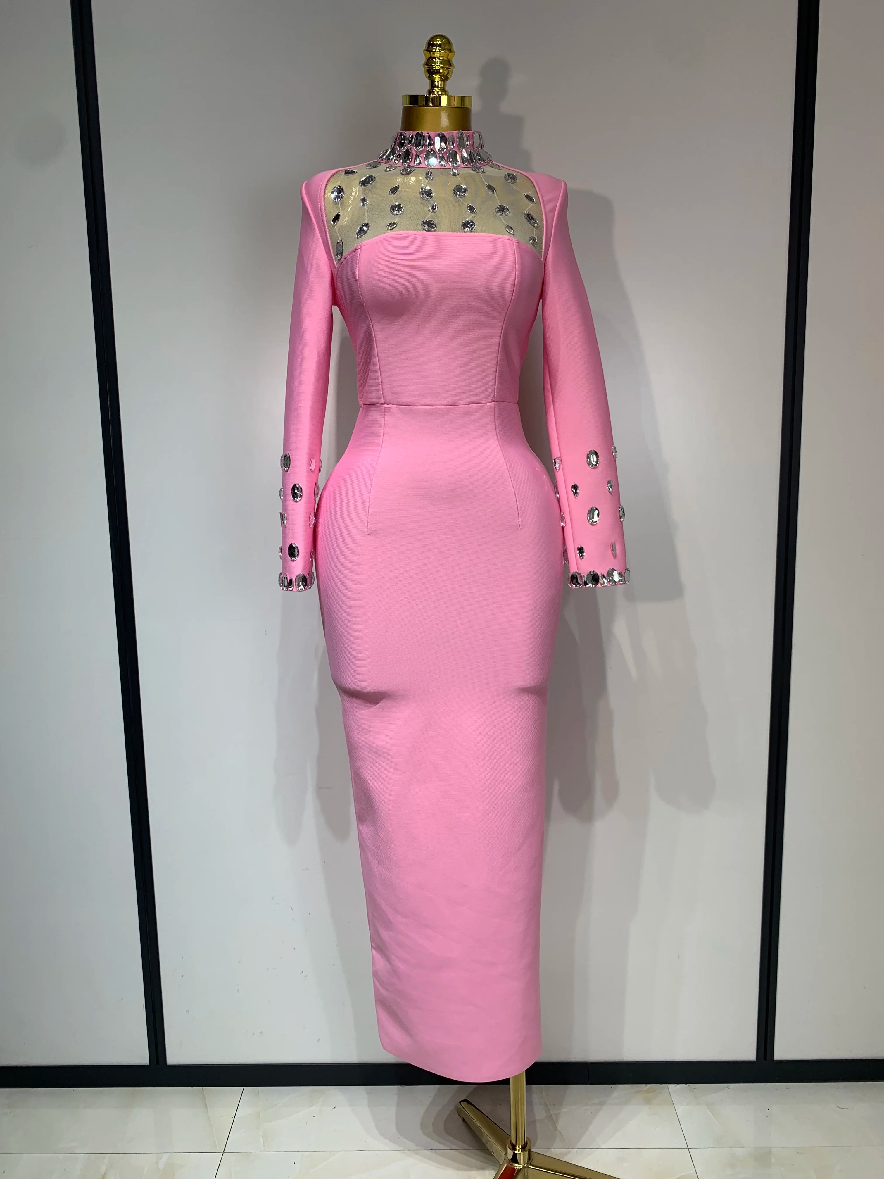 New Arrival 2025 Luxury Birthday Dresses Diamond Long Sleeve Pink Bodycon Bandage Dress Women Wedding Evening Prom Gowns