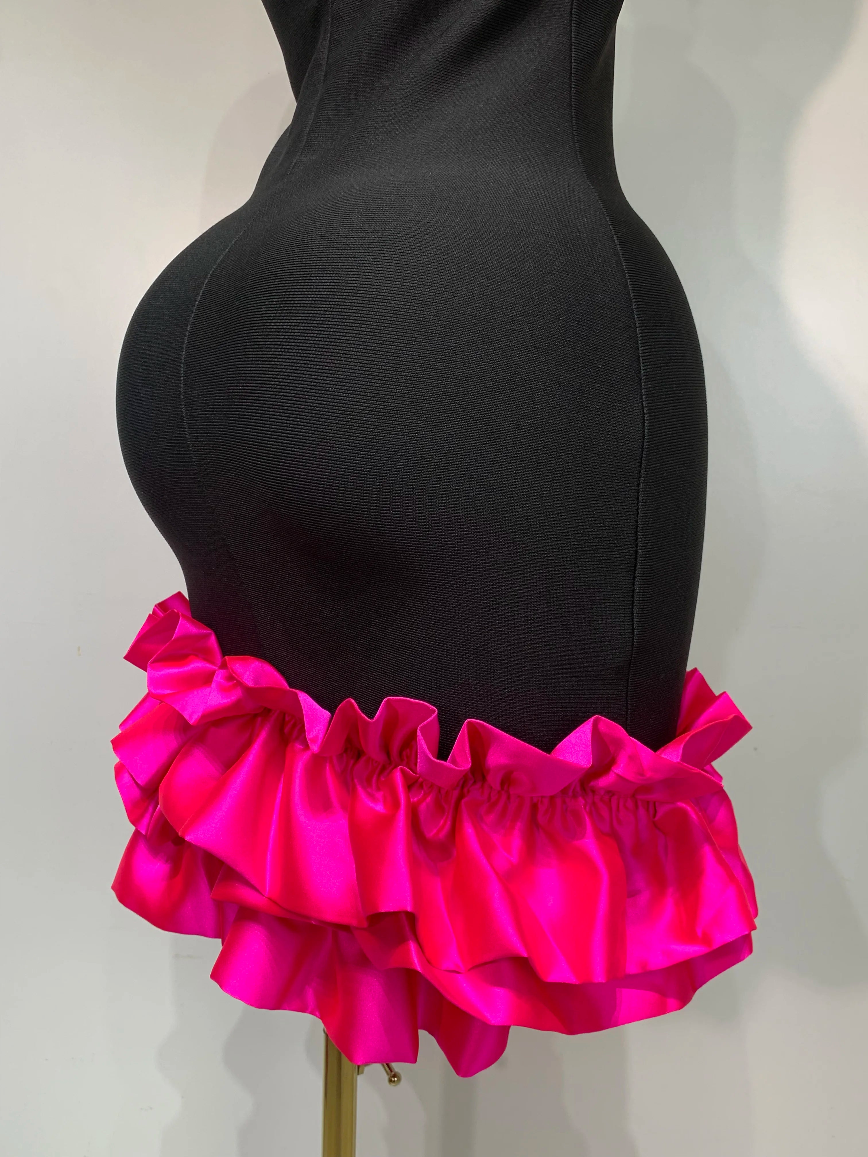 Women Formal Party Spaghetti Strap Bodycon Black Ruffle Sleeveless Bandage Dress Elegant Prom Gown Club Evening Party Dresses