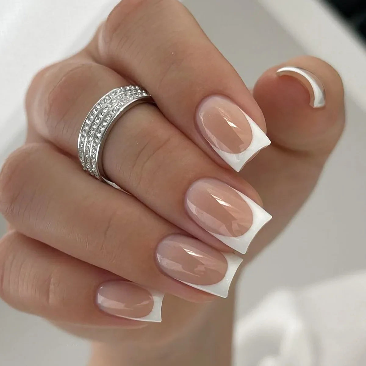 24pcs/set short fake nails for women girls french nude square white tips with rhinestones glitters Y2K  press on false nail art