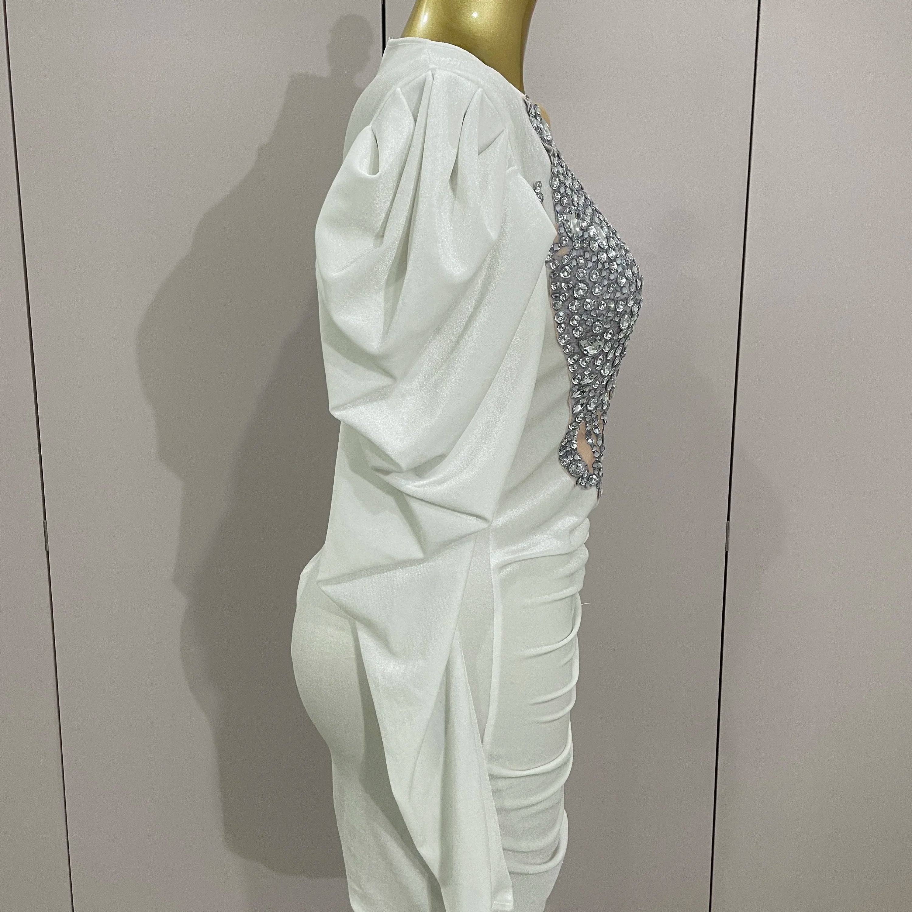 Luxury Sparkly Crystals Sexy Mesh White Velvet Short Dress 2025 Women Elegant Evening Prom Birthday Party Dresses Stage Costume