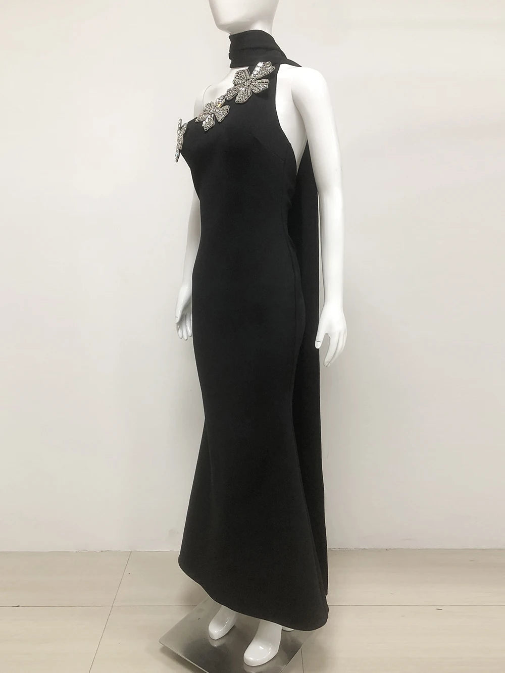 Elegant Solid Diamond Flower Bandage Women Halter Dress Off Shoulder Sleeveless Backless Slim Female Maxi Dresses 2025 Lady Robe