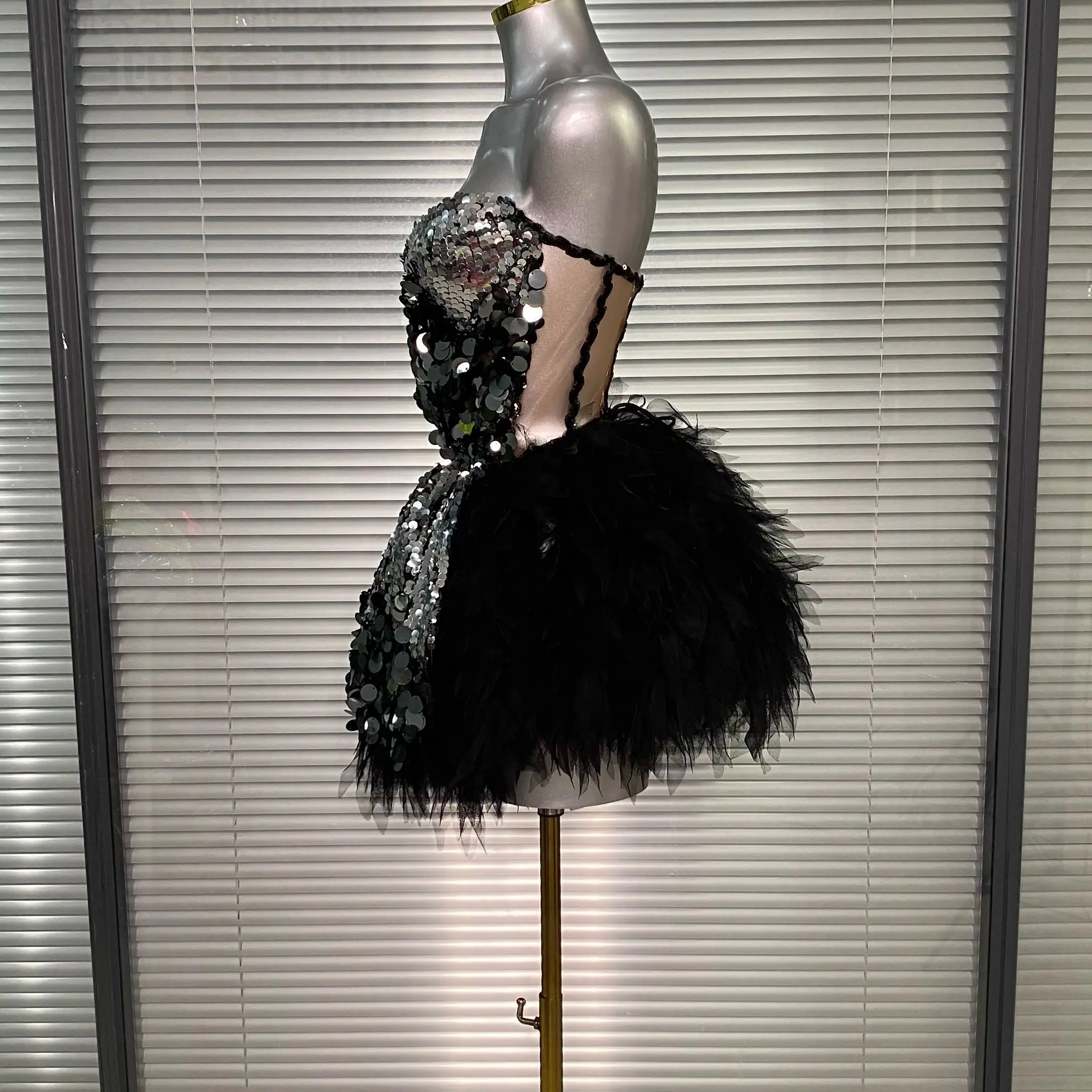 Women Sexy Sequins Black Two Pieces Set Tutu Night Club Skirt Suits Singer Dancer Stage Performance Costume