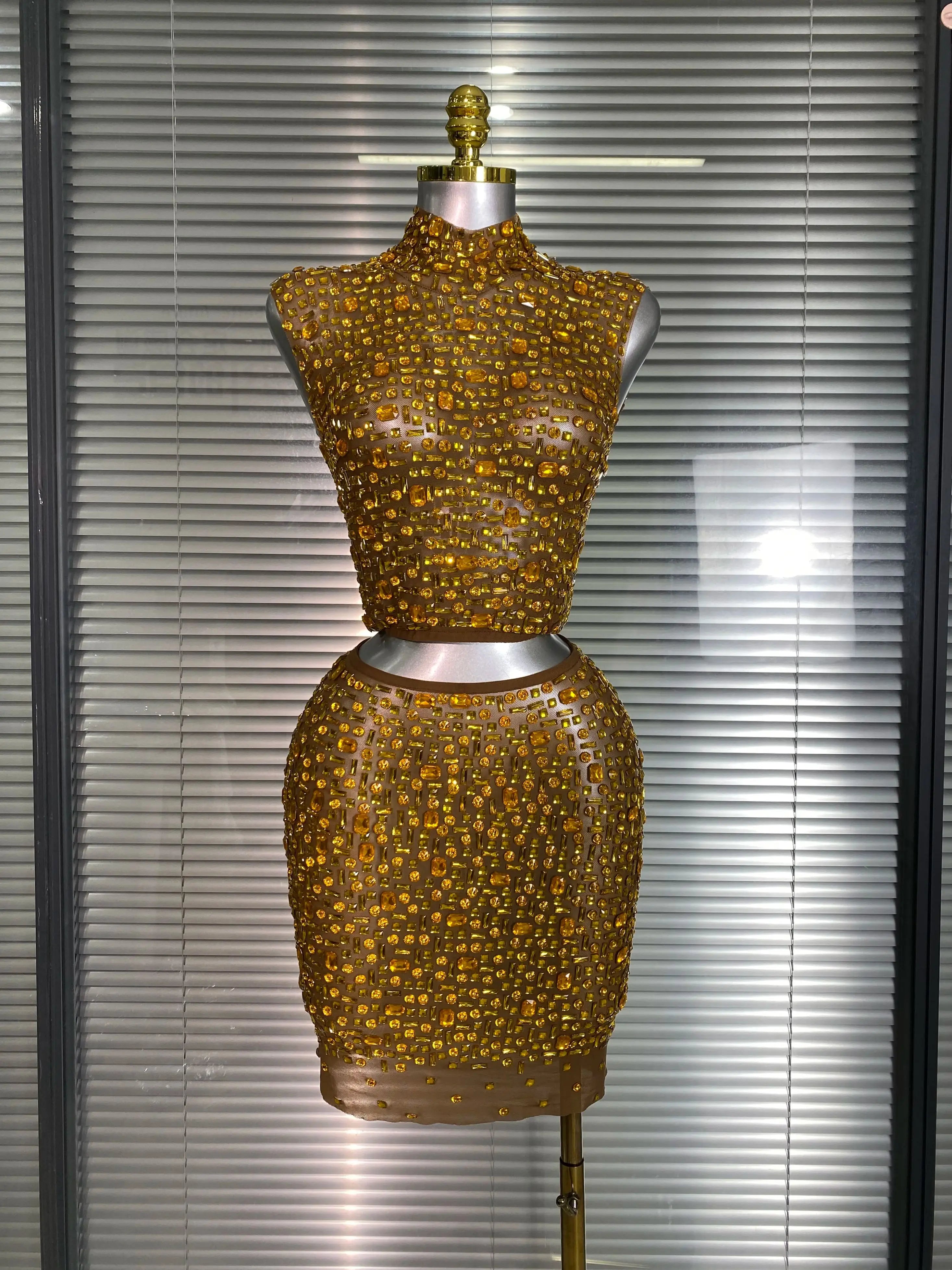 Women Sexy Two Pieces Set Women Hot Pink Crystal Diamond Night Club Skirt Suits Singer Dancer See Through Stage Costume