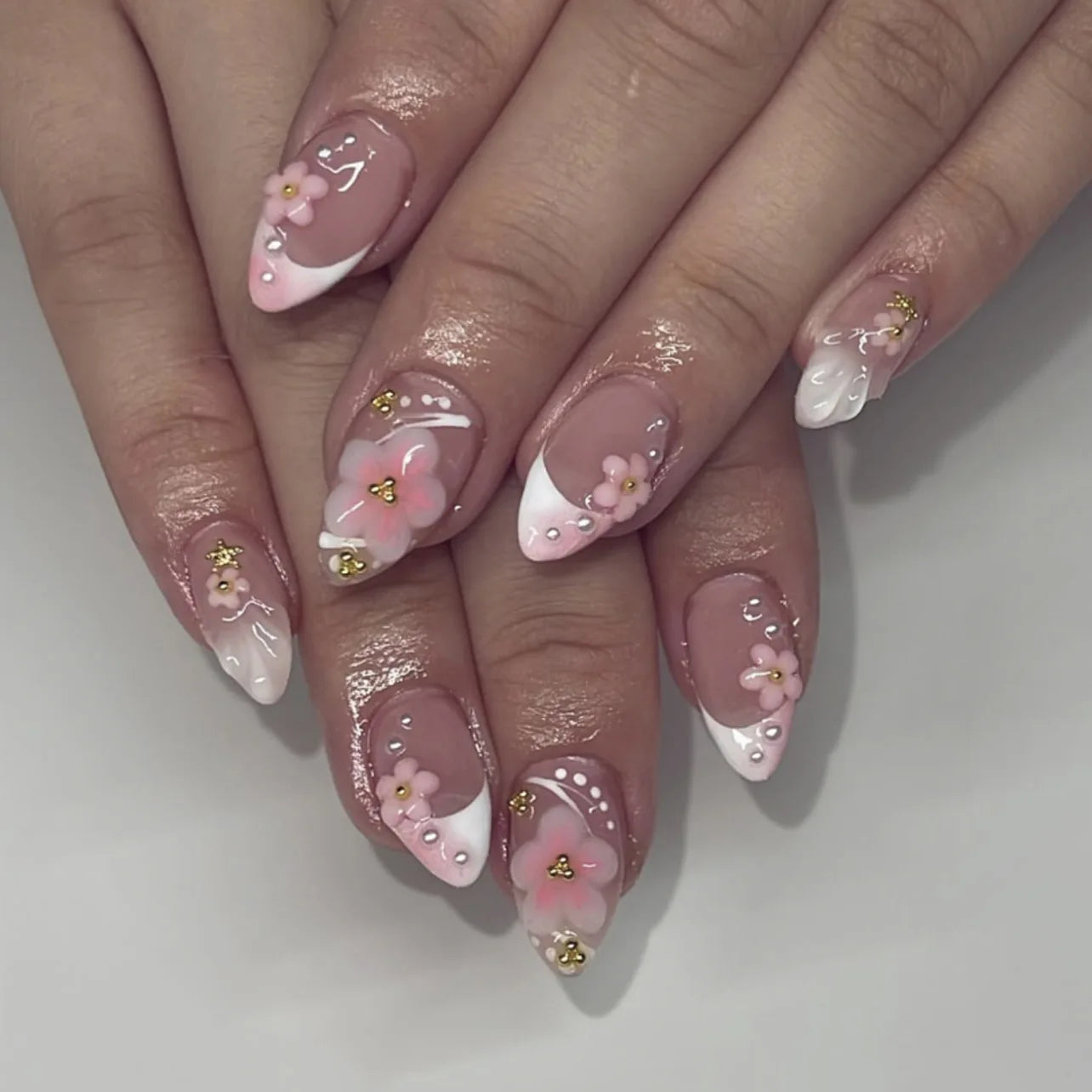 24pcs Sweet Pink Press on Nails 3D Butterfly Flowers Decor False Nail Tips Wearable Detachable Ins Korean Almond Fake Nails