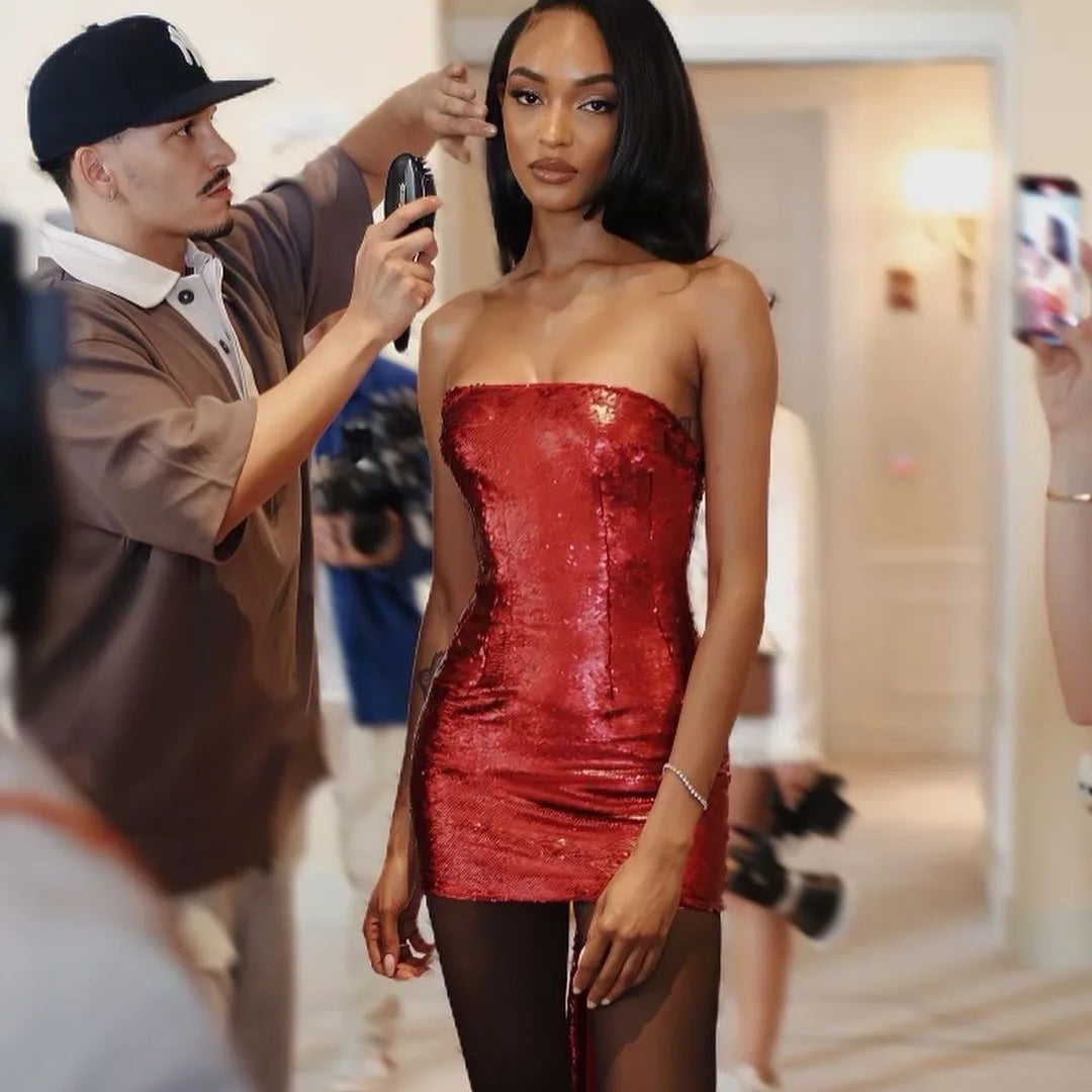 Vestido curto feminino sexy sem alças com lantejoulas brilhantes para festa e boate, com laço grande