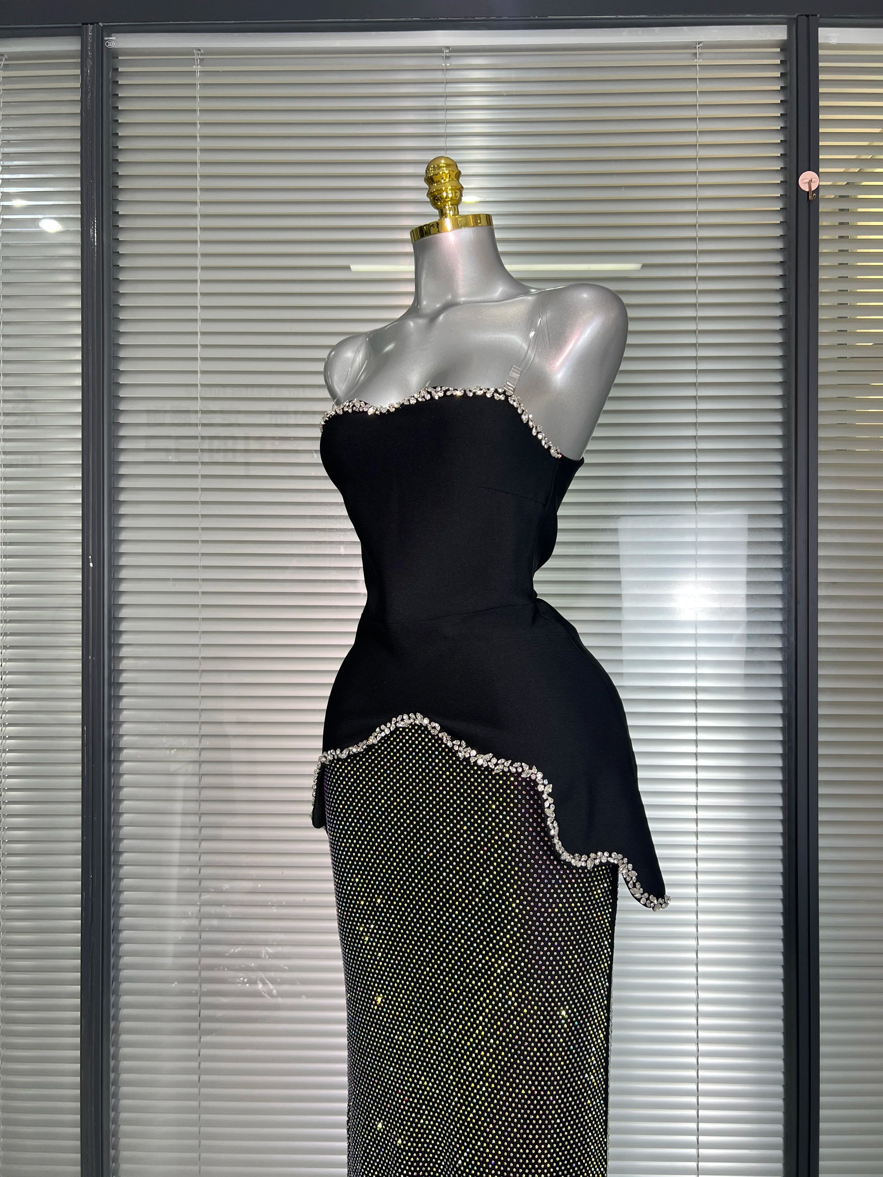 Summer New 2025 Women Sexy Strapless Crystal Bandage Two Piece Set Celebrity Sparkly Evening Party Skirt Suits