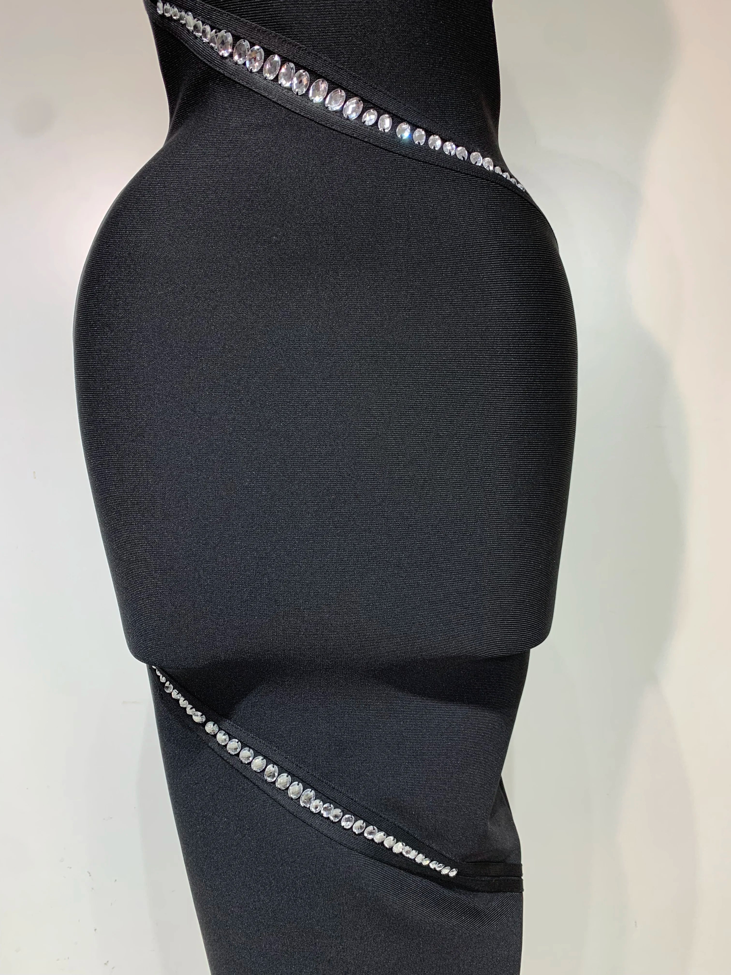 Women Celebrity Sexy Backless Halter Black Crystals Bandage Dress 2025 Knitted Elegant Evening Club Party Luxury Birthday Dress