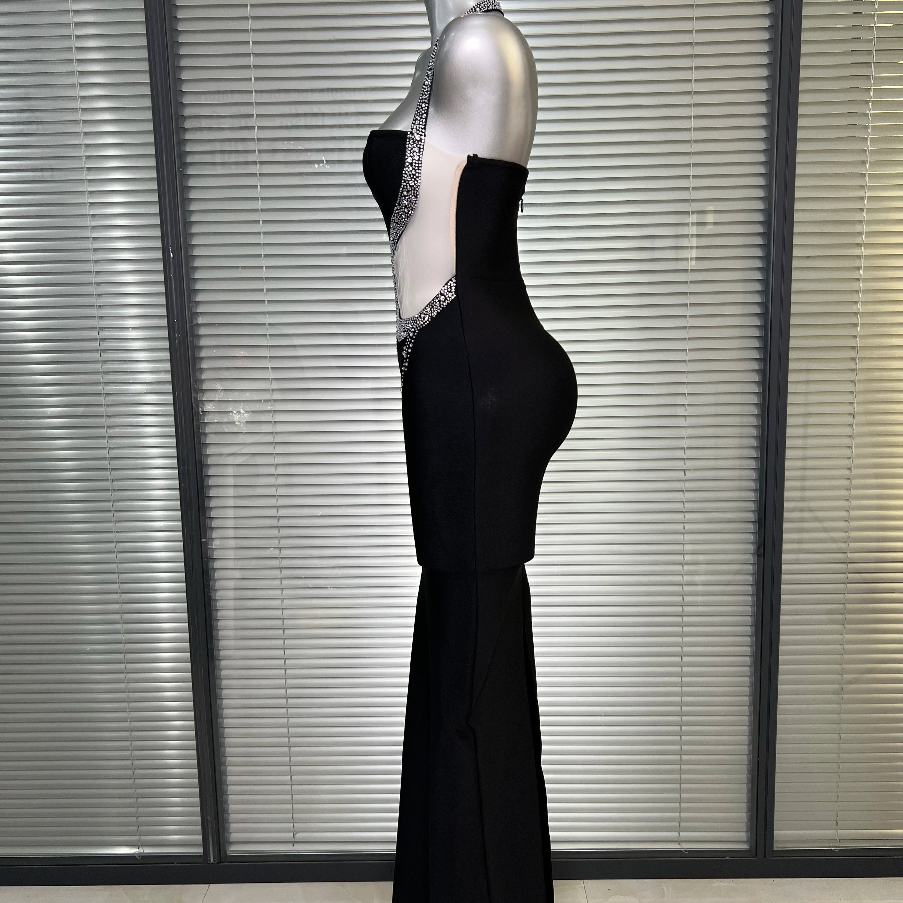 Women Black Halter Crystal Bodycon Bandage Dress Diamonds Fishtail Long Evening Party Dress Vestido