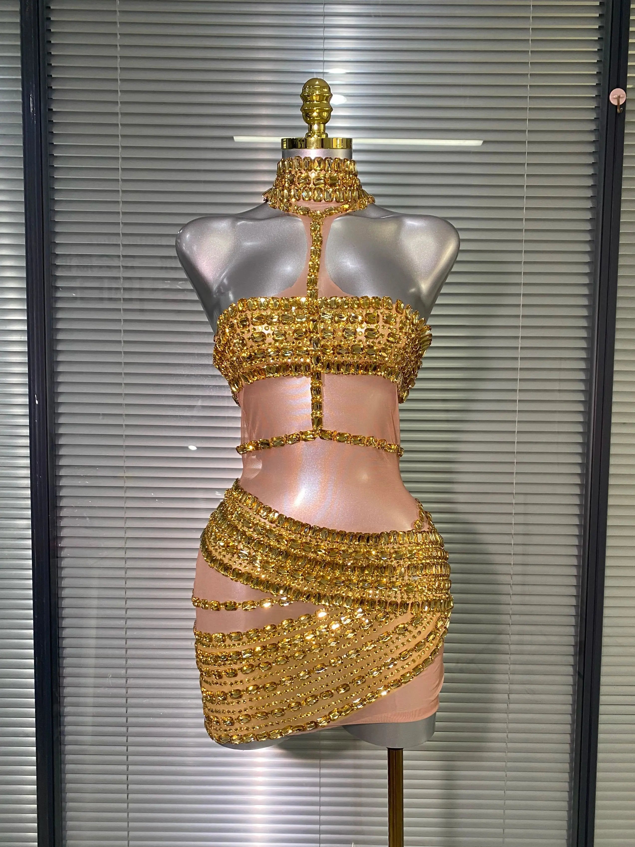 New Women Sexy Mesh Stage Costume Crystal Dancer Singer Sheer Mesh Night Club Red Gold Silver Mini Party Dress