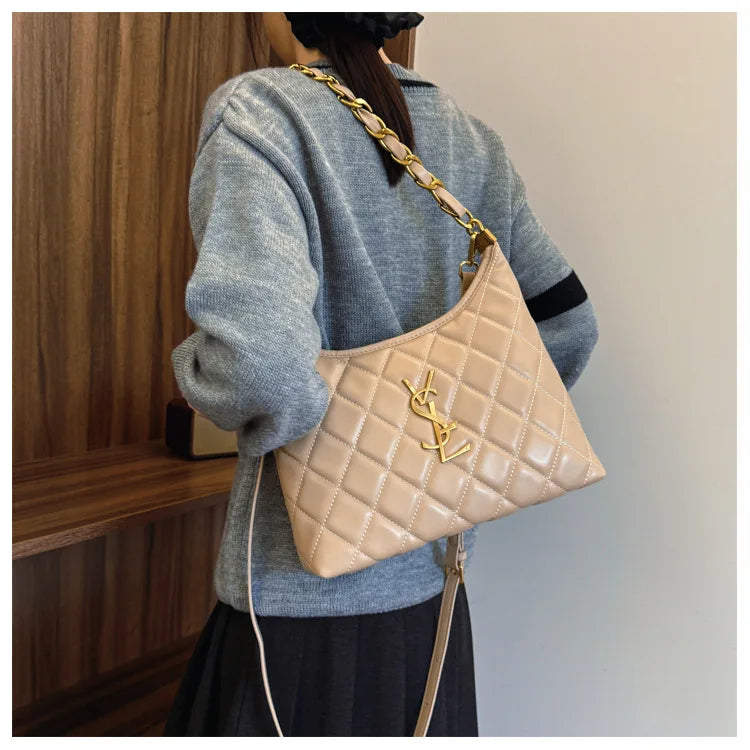 2025 Quilted Chain-Strap Hobo Bag for Women, Chic Minimalist Crossbody Purse, Unique Shoulder Bag