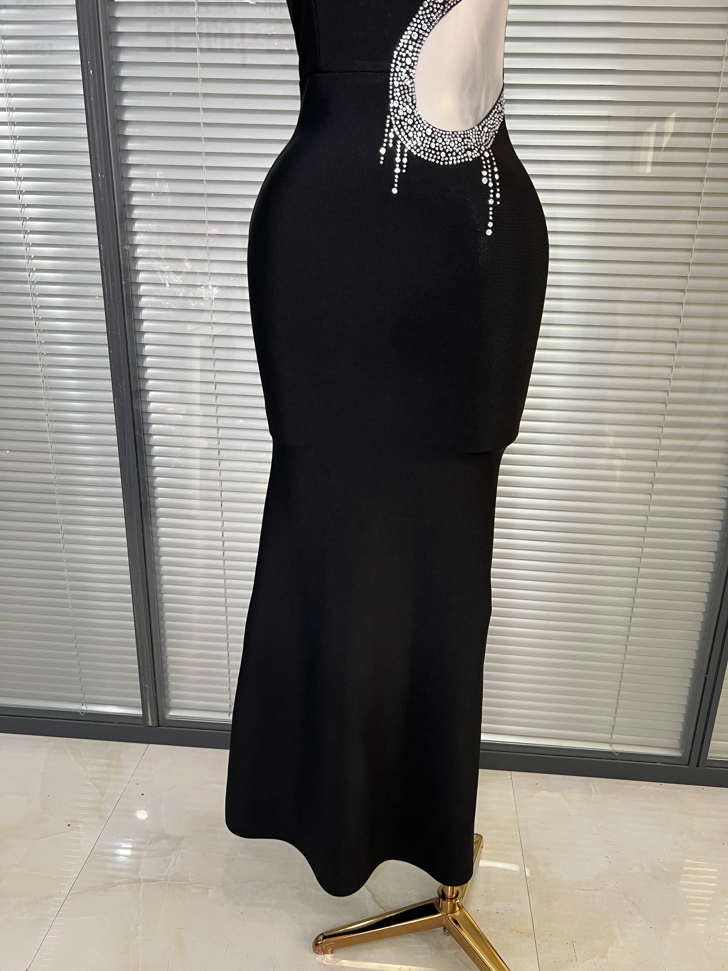 Women Black Halter Crystal Bodycon Bandage Dress Diamonds Fishtail Long Evening Party Dress Vestido