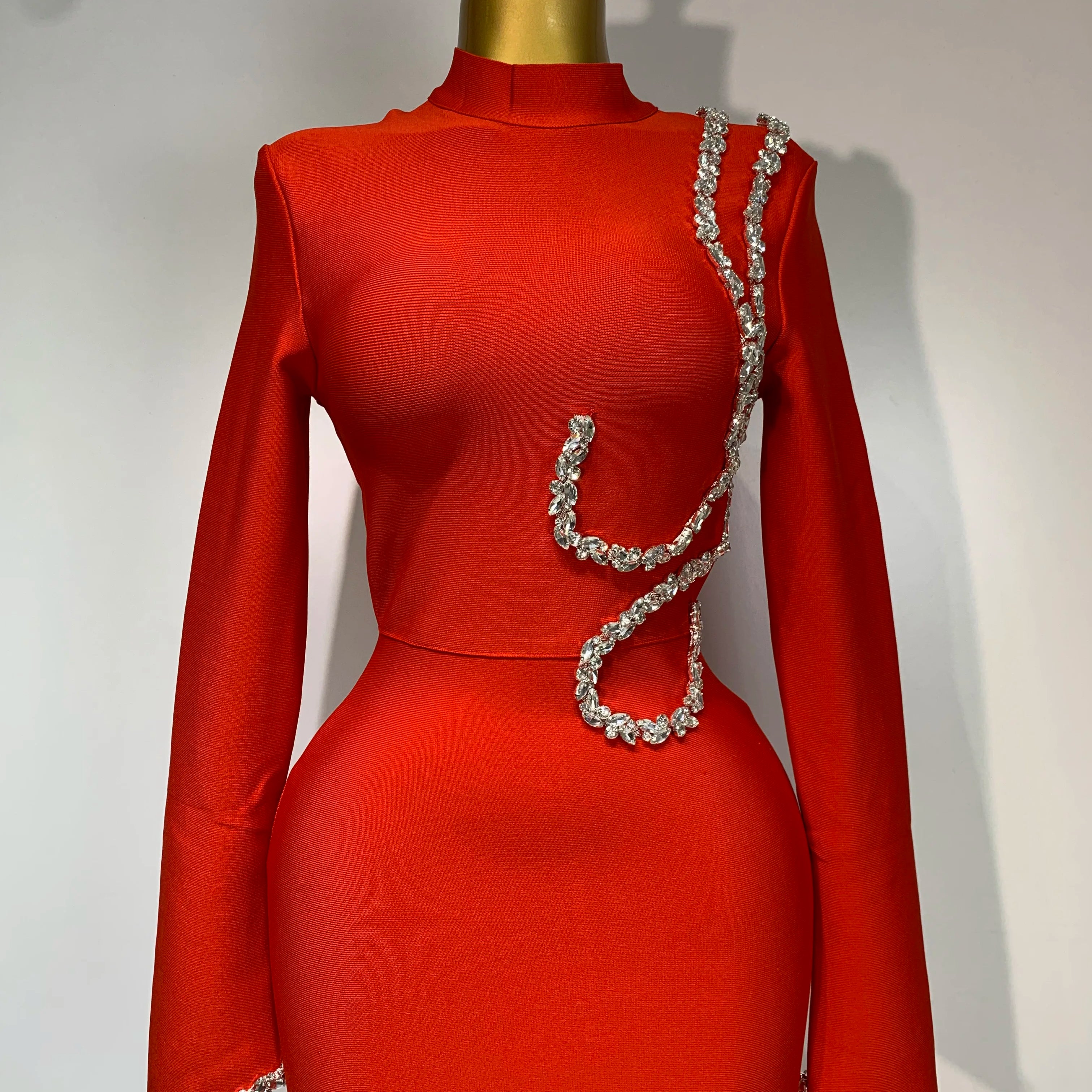 Vestido longo sexy feminino com manga comprida e diamantes, bodycon, bandagem, 2025, celebridade, elegante, festa noturna, luxo, vestidos de aniversário