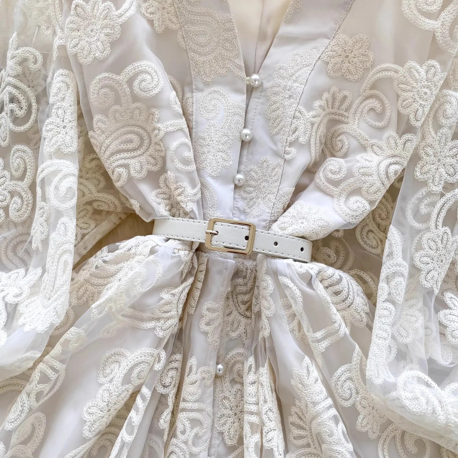 French Sweet V Neck Lantern Sleeve Mini Dress Summer Women Embroidery Flower Mesh Patchwork Belt Casual Beach A-Line Party Robes