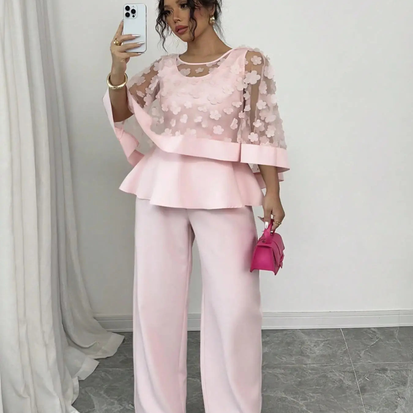 Plus Size Women's Two-Piece Set, Casual Floral and Plain Design, Moderate Thickness for All Seasons