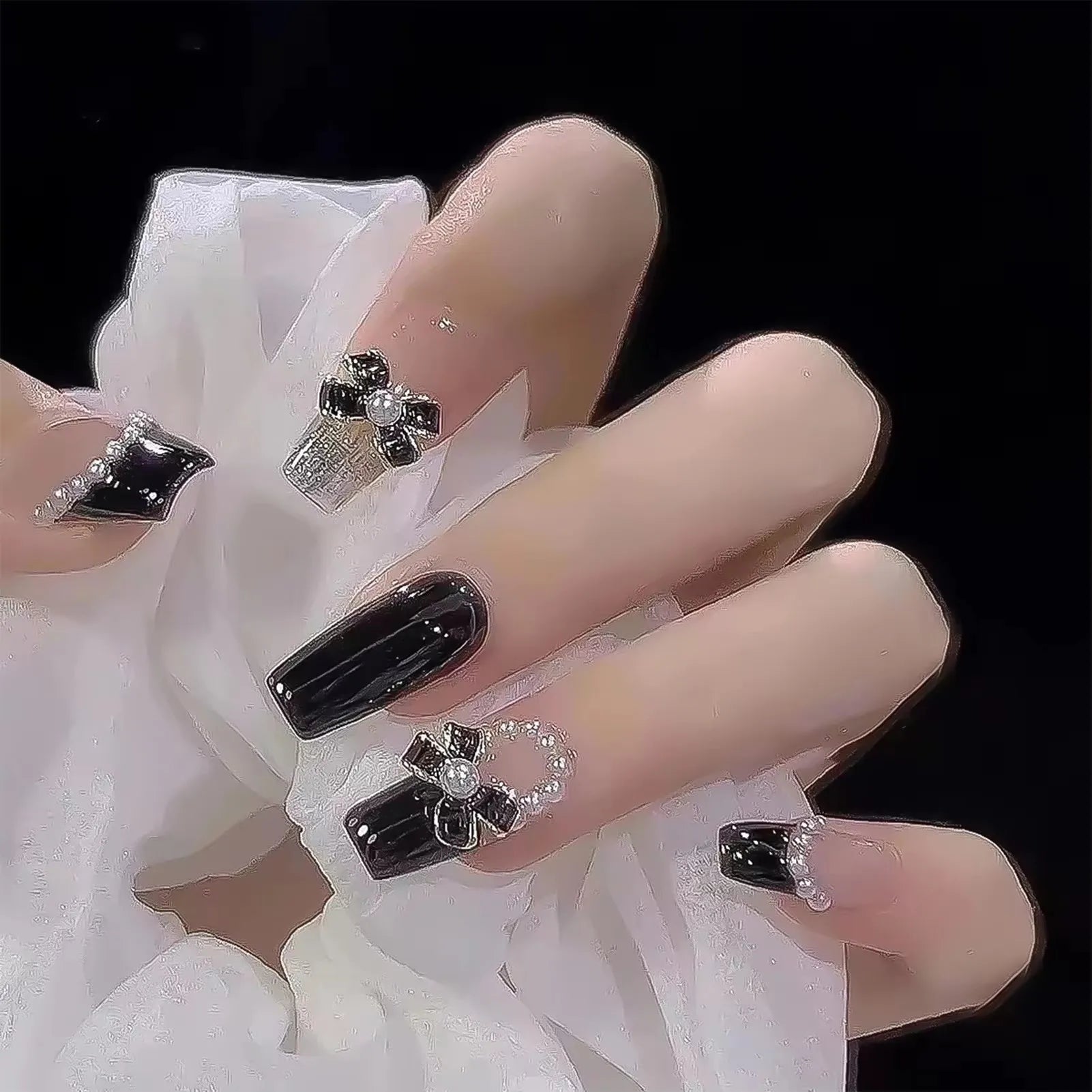 24Pcs Red Fake Nails with 3D White Flower Design Mid Length Coffin Press on Nails Wearable Korean Sweet Flower False Nails