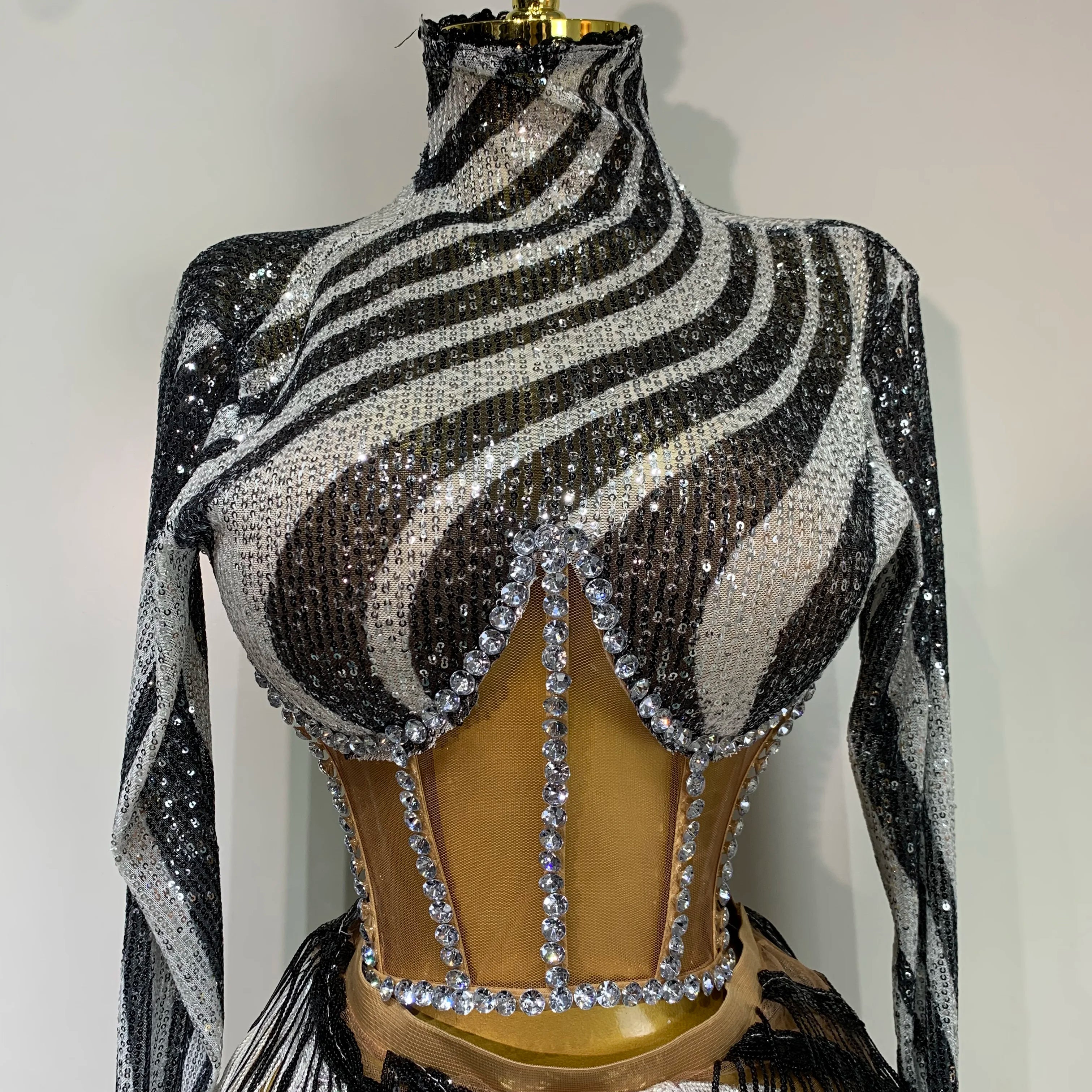 Sparkly Diamond Sequin Tassels Sexy Mesh Long Sleeved Two Piece Set Women Sexy Evening paty Birthday Nightclub Stage Costume