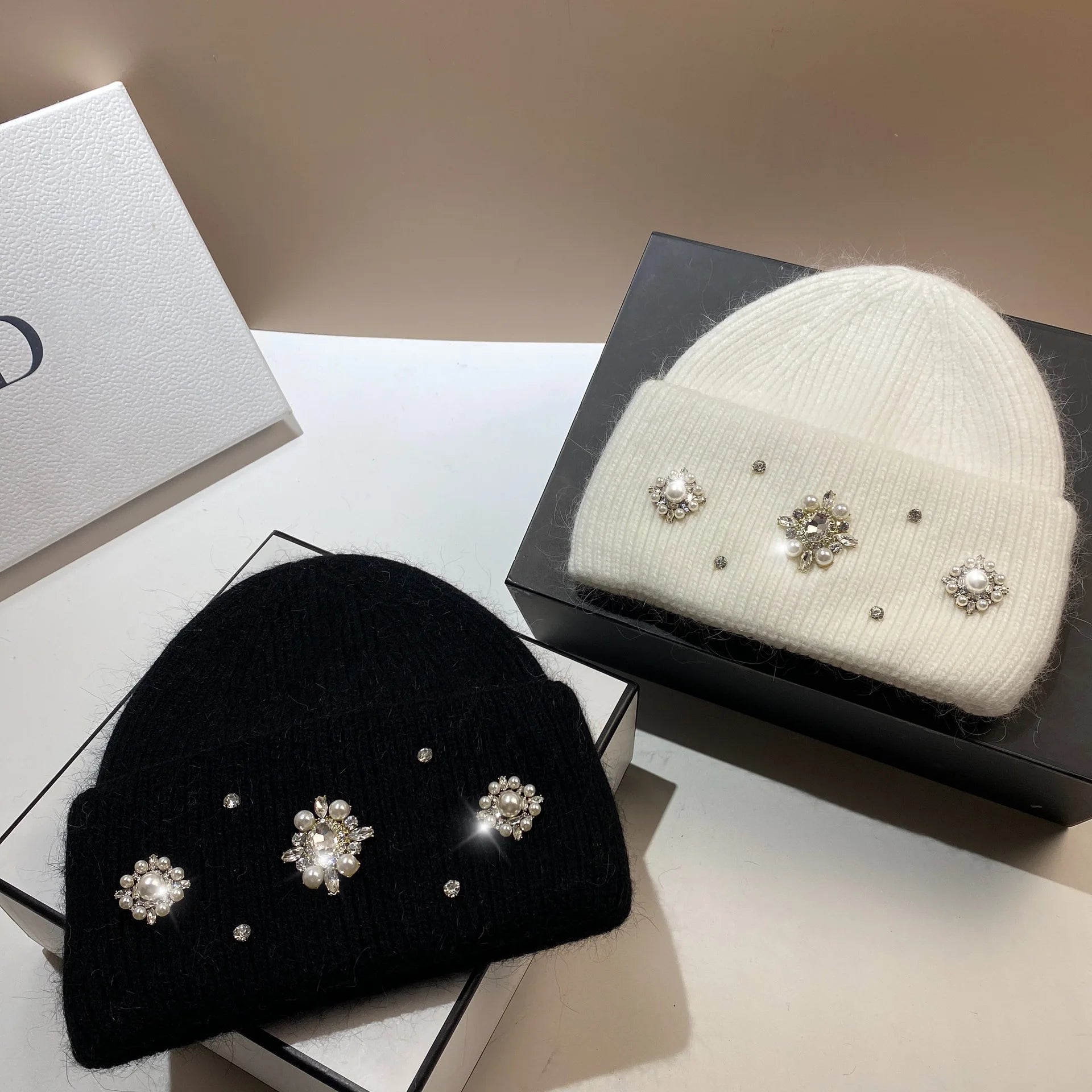 Real Rabbit Fur Winter Warm Knitted Hat Luxury Rhinestone Women's Wool Skullies Beanies Female Cold Hat Outdoor Skiing Cap