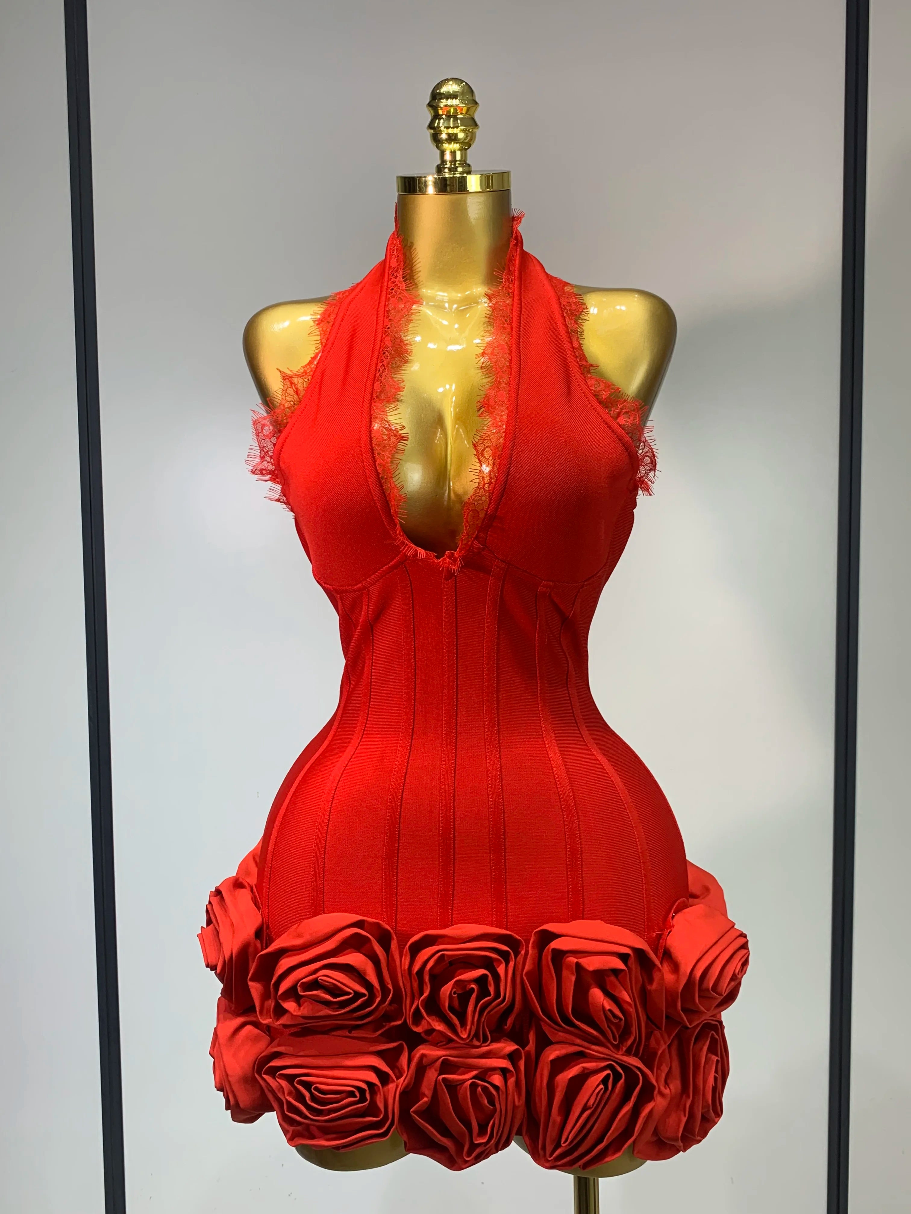 Elegant Women Sleeveless Sexy Halter Applique Bodycon Mini Bandage Dress Celebrity Fashion Nightclub Party Luxury Birthday Dress