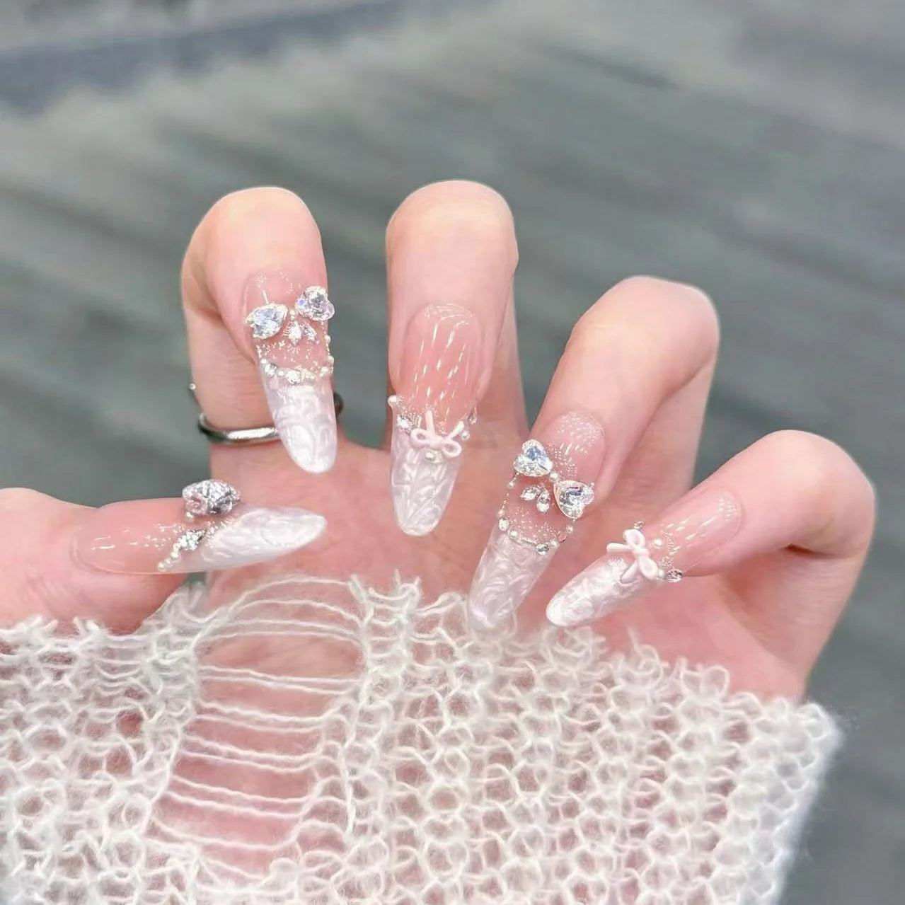 10Pcs Long Almond Oval Butterfly Diamond False Nails Full Cover Pink Bow Pearl Rhinestone Chain Decoration French Manicure Nails