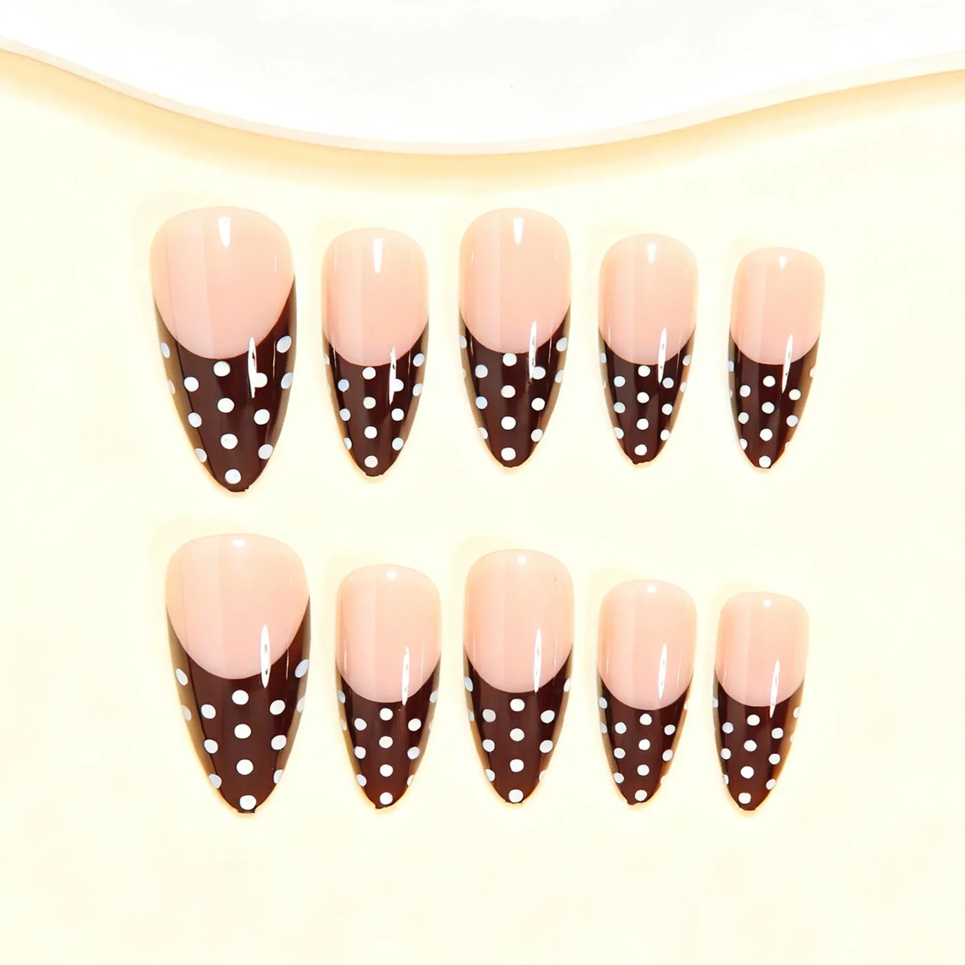 Autumn Brown French Fake Nails 24Pcs Almond Press On Nails White Dot Printed Full Cover Stick-on False Nails Charm Manicure
