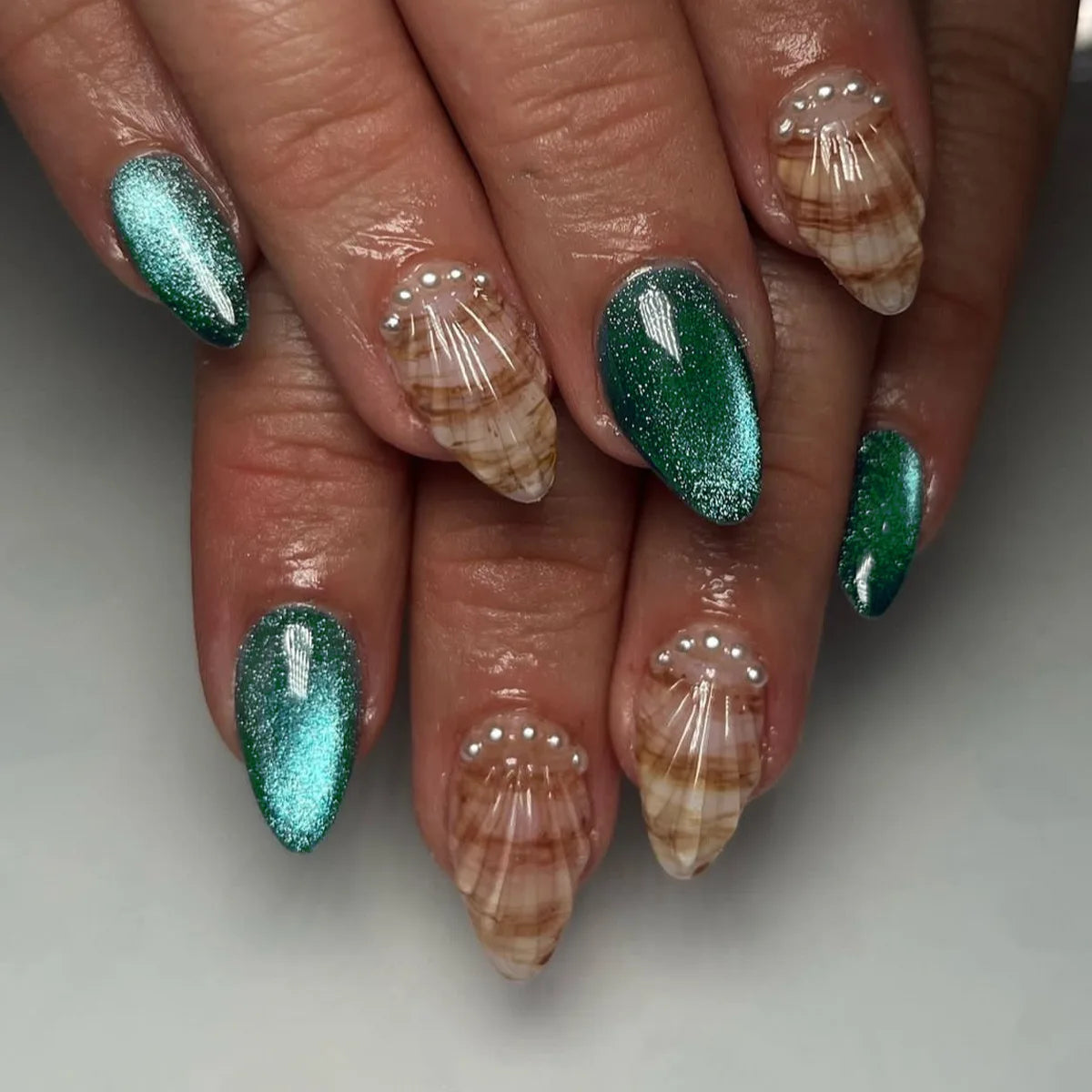 24pcs Leopard Print French Fake Nails Tips Yellow Short Oval False Nail Art Wearable Flower Almond Press on Nails Sets Finished