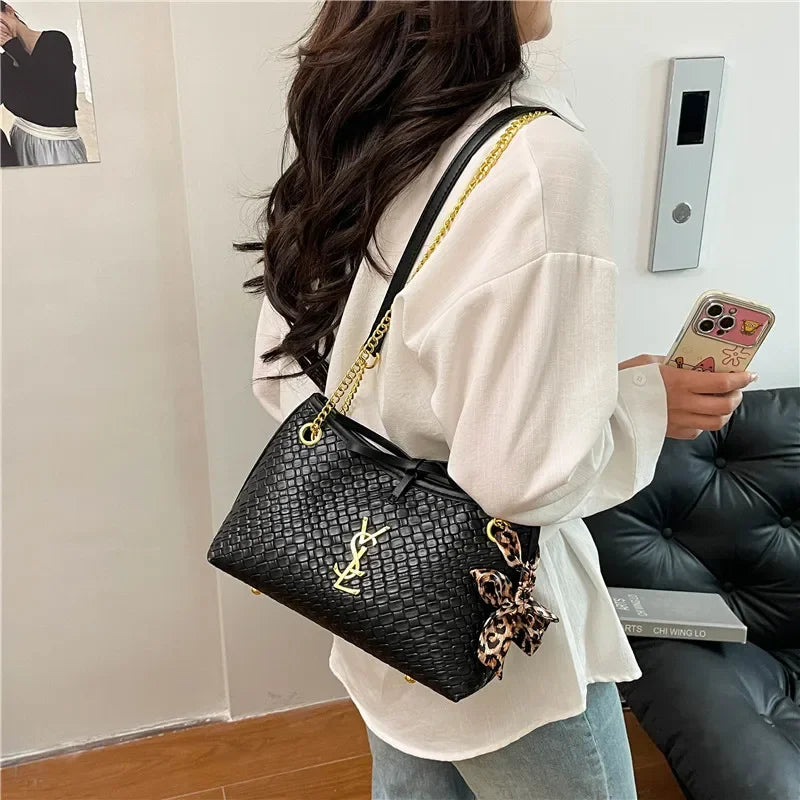 Popular Leather Crossbody Bag for Women Luxury Brand Famous Designer Classic Elegant Tote Bag with Strap