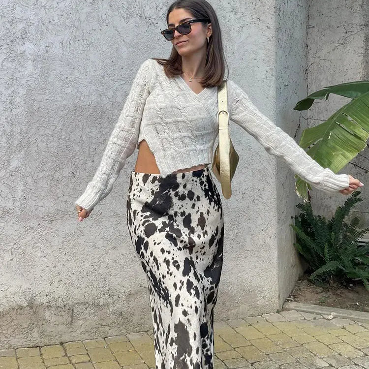 TRAFZA Spring Women Fashion Skirts Trend Printing Slim Long Skirt Woman With Folds Versatile High Street Female Skirts