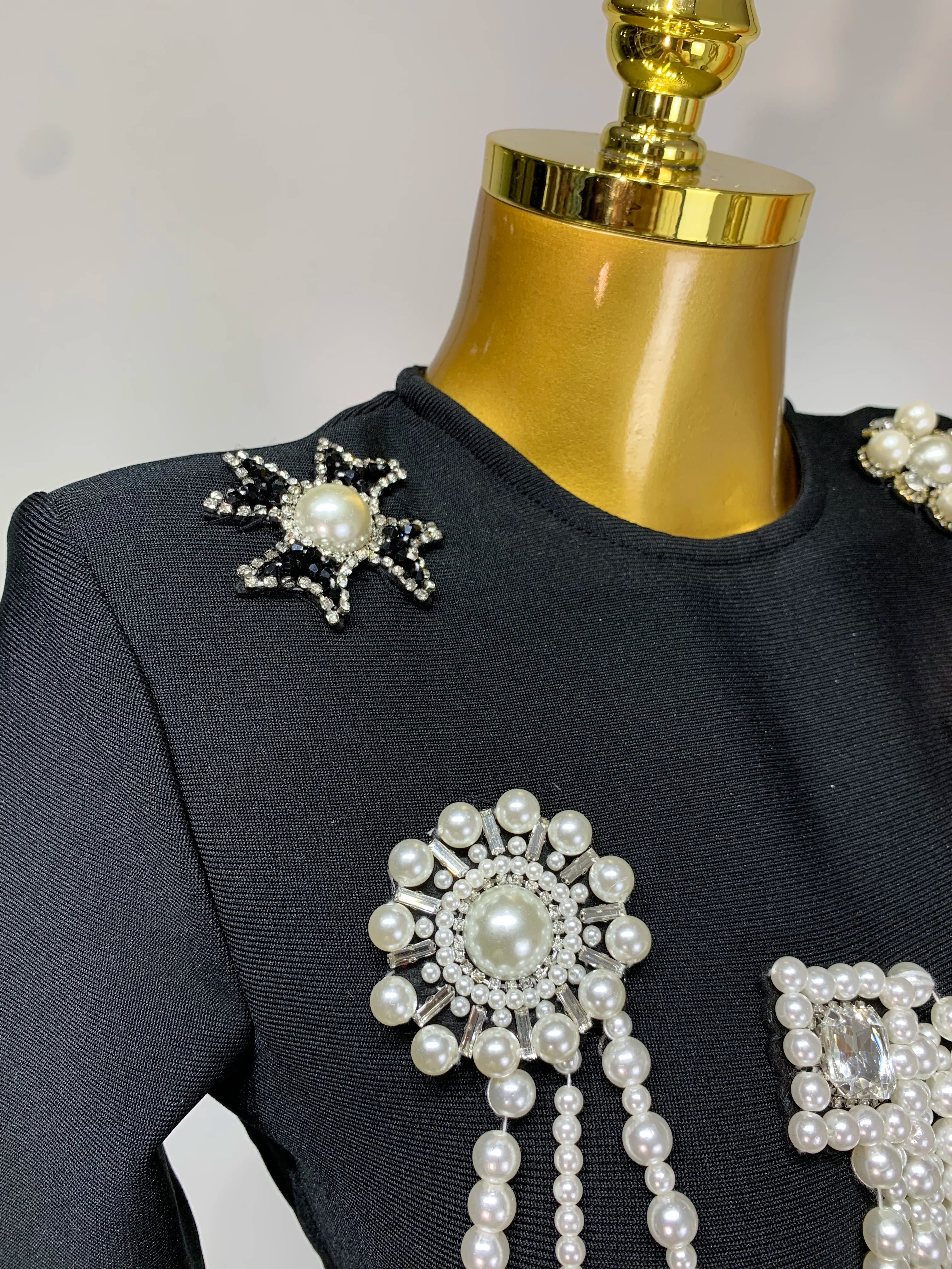 Luxury Birthday Dress Women Beading Diamond Black Bodycone Bandage Wrapped Hip Dress Elegant Long Sleeves Evening Party Gown