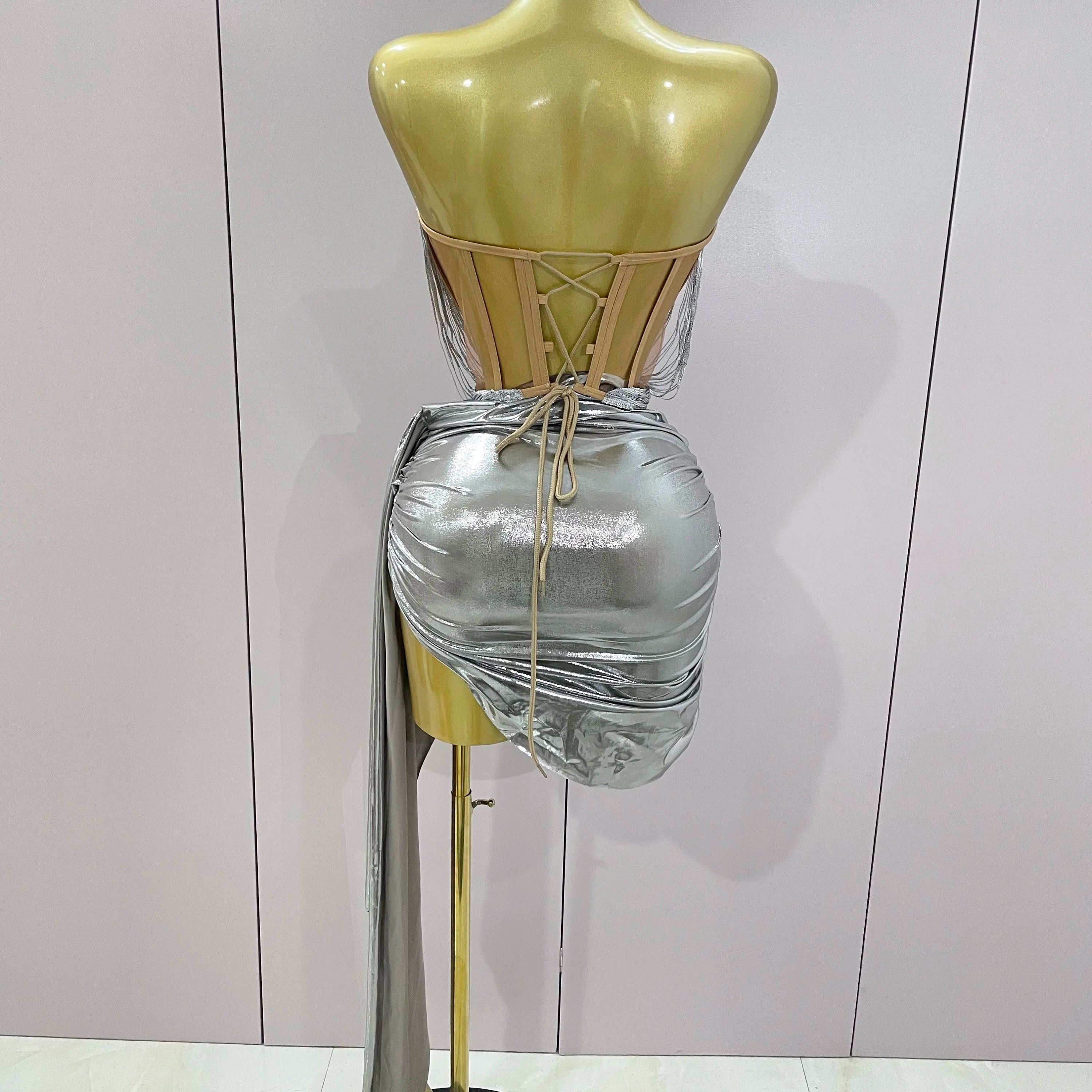 STOCK 2025 New Sexy Strapless Sequin Top Short Skirt 2 pcs Set Women Party Celebrate Nightclub Singer Performance Stage Outfit