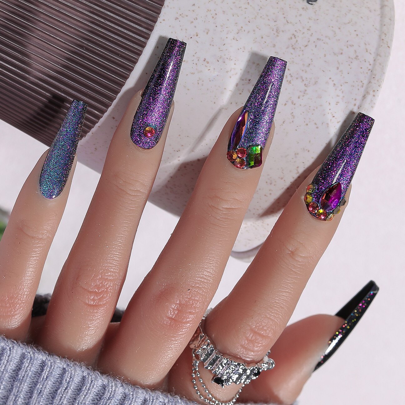 CNHIDS 24Pcs Charming Sparkling Purple Long Coffin False Nail Press On Nail Tips Girl Decoration Crystal Fake Nail With Design