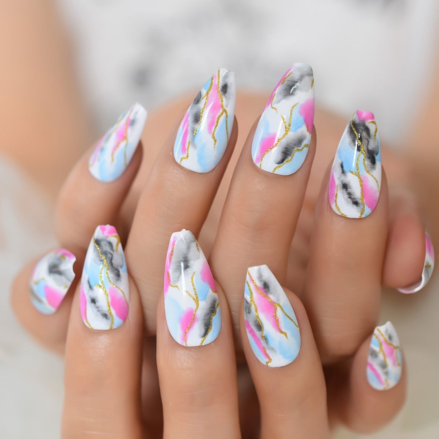Short Matte Metallic Press On Nails Holographic Multi Color Shiny Squavol False Nails Fake Nails Art Fingernails Manicure Tips