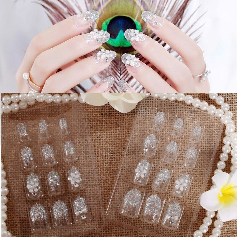 24Pcs/Set Fake Nails Press on Girls Finger Beauty False Nail Art Tips Bright Shining 3D Diamond Full Cover French Nail Art Tips AL08