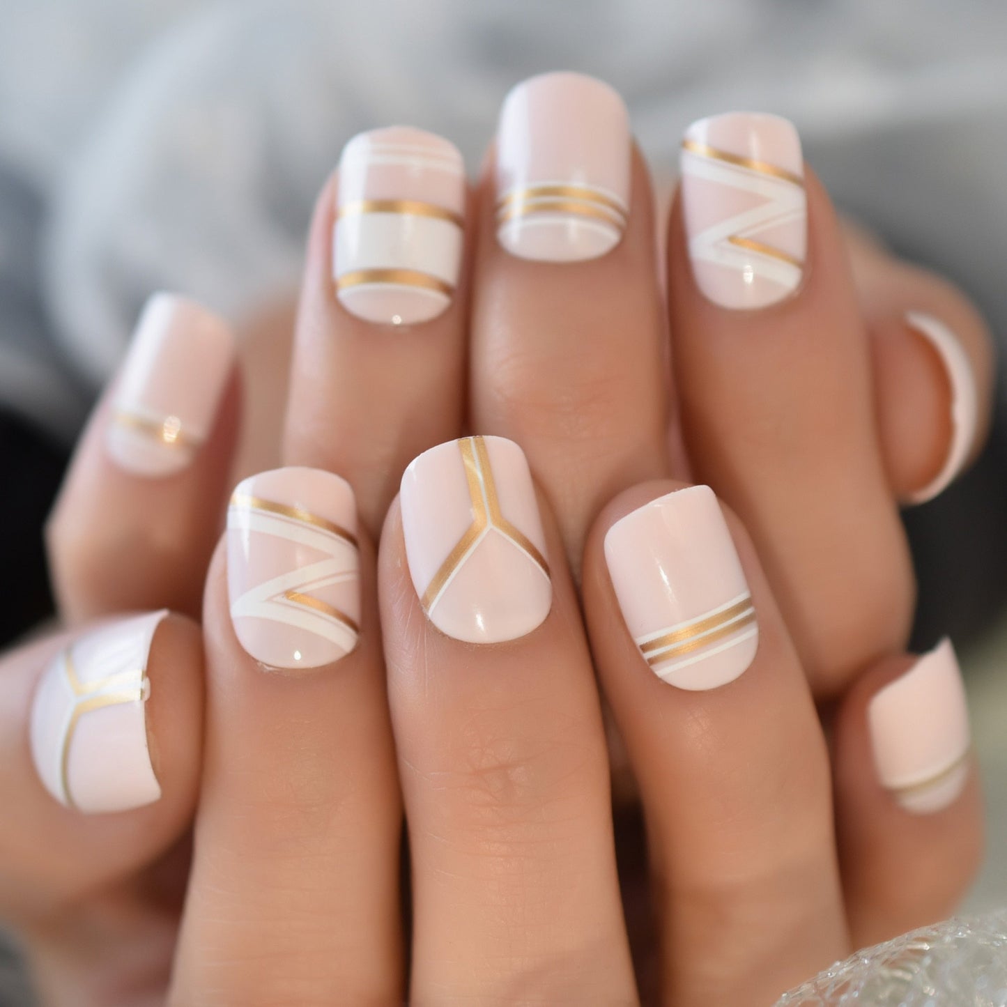 Nude Clear Halloween Fake Nails Short Round With Design Skull Print Pattern gel Acrylic Artificial False Nails Press On Tips