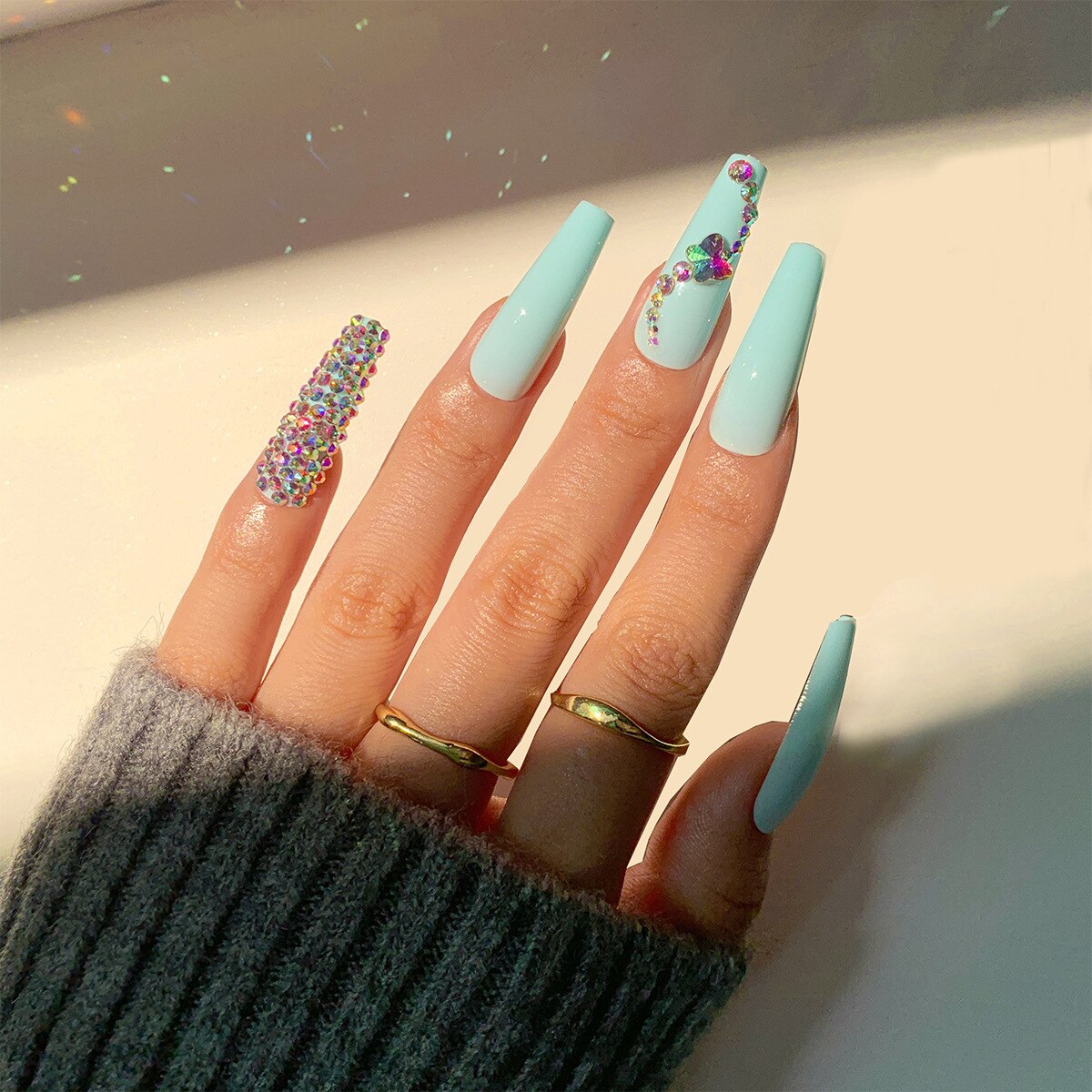 24Pcs/Box White French Fake Nails Press on Long XL Length Rhinestone Design False Nails Full Cover Acrylic Nail Tips