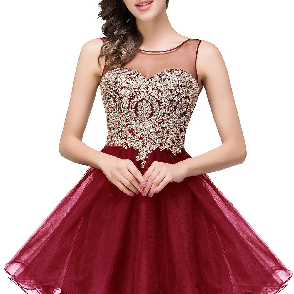 Lovely Short Homecoming Gowns Straps V Neck Cocktail Dresses Floral Open Back Sleeveless Wedding Party Gowns Mini Prom Dress Tulle Burgundy