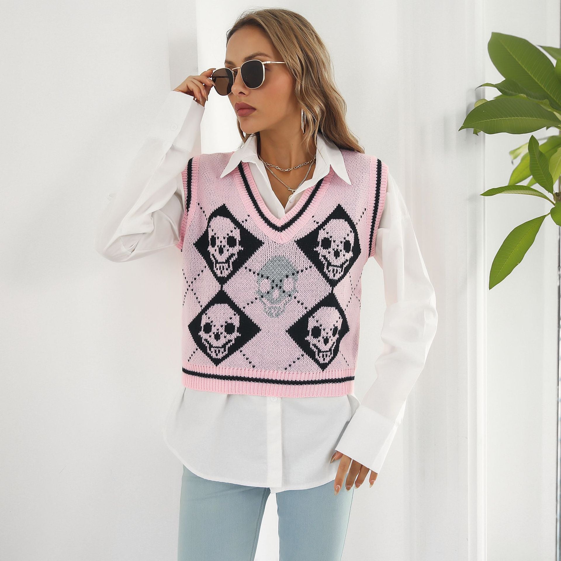 Halloween Sweaters Women Vest Y2K Skulls Personality Knitted Female Vest Plaid Fashion Winter Knitwear Sweaters Tops Women New Pink