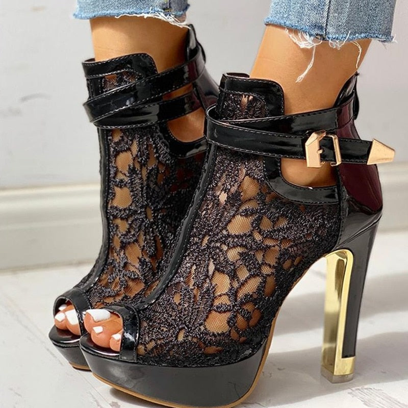 Lace High Heels New Women Belt Buckle High Heels Peep Toe Hollow Platform Sandals Summer Party Boot Large Size Women Shoes