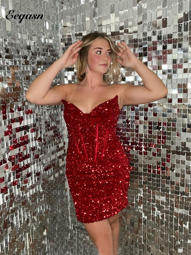 Sparkling Sequins Bodice Mini Cocktail Dresses Red V Neck Special Banquet Party Gowns Short Prom Homecoming Dress Hoco