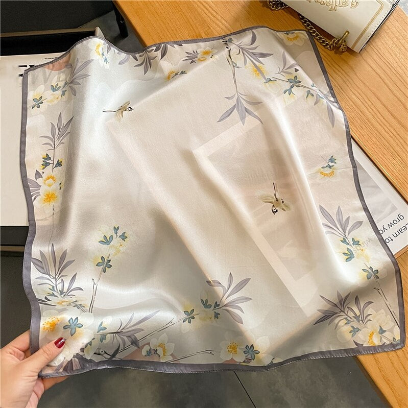 Classice 100% Silk Square Scarf Women Print Stripe Hair Band Wrist Foulard England Style Neckerchief Bandana Echarpe FZ181-1