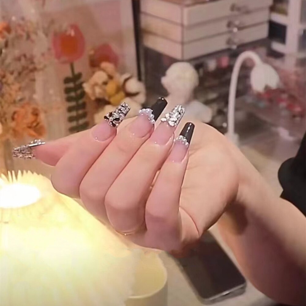 Autumn French False Nails with Butterfly Pearl Decor Bride Fake Nail Wearable Press on Nails Coffin Ballet Nail Tips for Girls