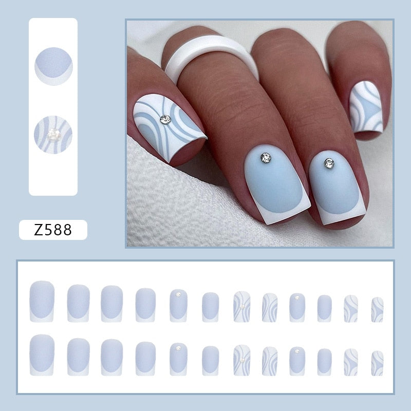 Reusable Adhesive Nail Short False Nails Press On Nails Tips Nails Fake Manicure With Glue Decorated False Nails