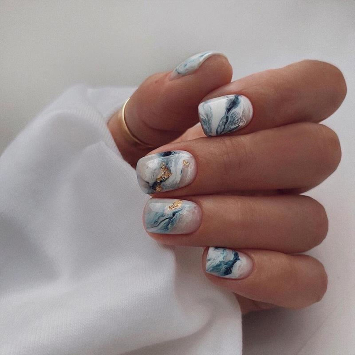 24Pcs/Set Fake Nails With Glue Full Cover Nail Tips Press On Med Nails DIY Manicure Oval Head False Nails Pink Almond Artificial