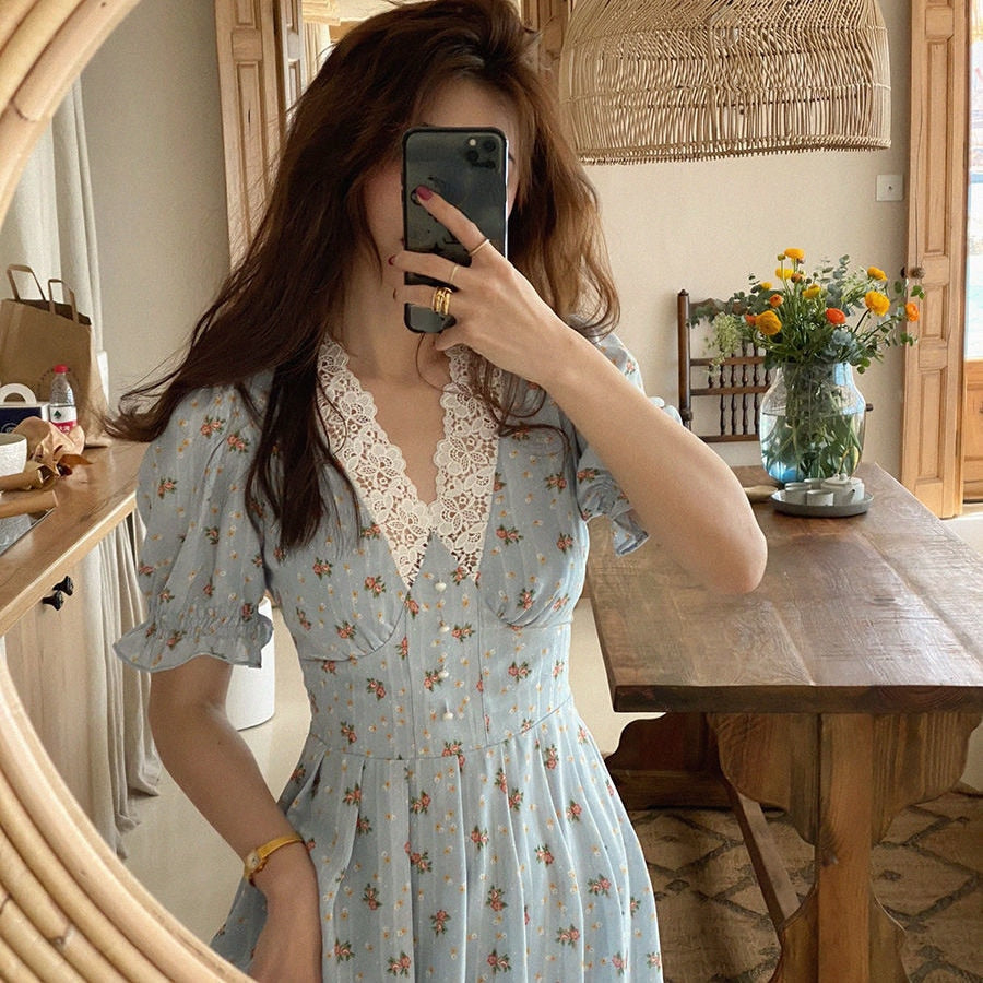 Vintage Floral Dress Women Elegant Lace Chiffon Korean Party Dress Puff Sleeve V Neck Midi Dress Fall Dresses for Women