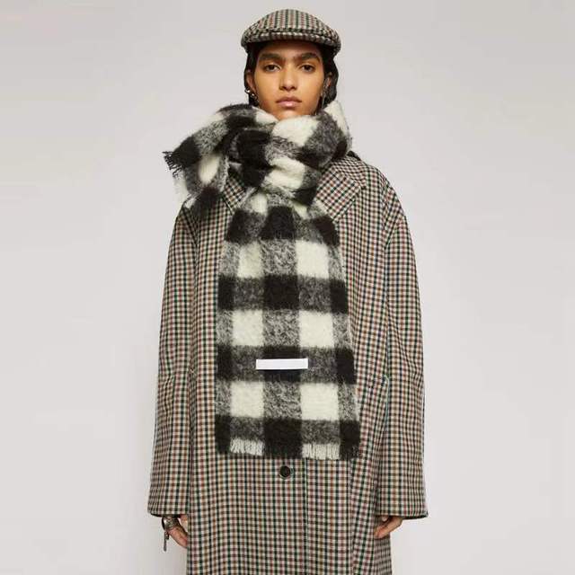 New Scarf Autumn and Winter Multicolor Thickened Plaid Scarf The Same Length Warm Shawl For Men and Women Scarves