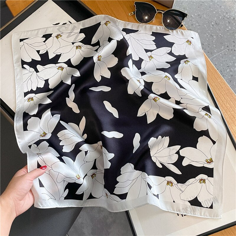 Classice 100% Silk Square Scarf Women Print Stripe Hair Band Wrist Foulard England Style Neckerchief Bandana Echarpe FZ233-1