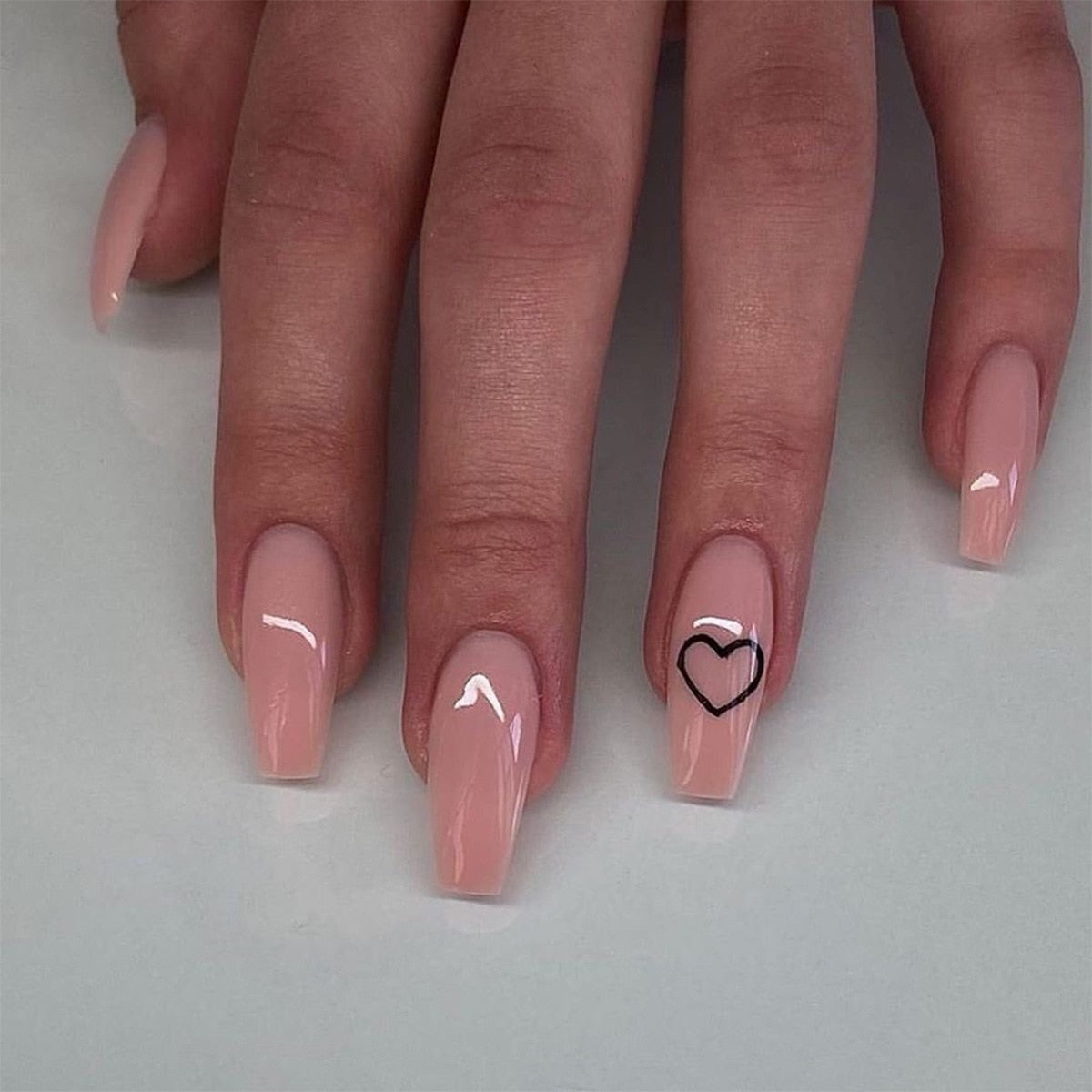 24Pcs/Set Fake Nails With Glue Full Cover Nail Tips Press On Med Nails DIY Manicure Oval Head False Nails Pink Almond Artificial