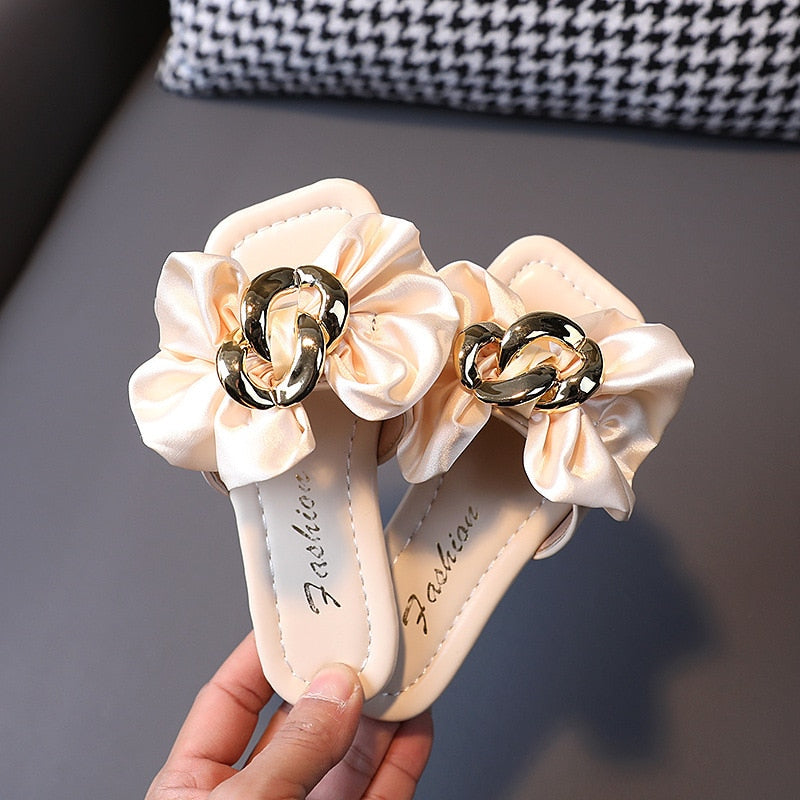 Girls Satin Bow Kids Versatile Slippers 2023 Summer New Green Simple Korean Kids Fashion Flat-bottomed Flip-flops Beach Shoes